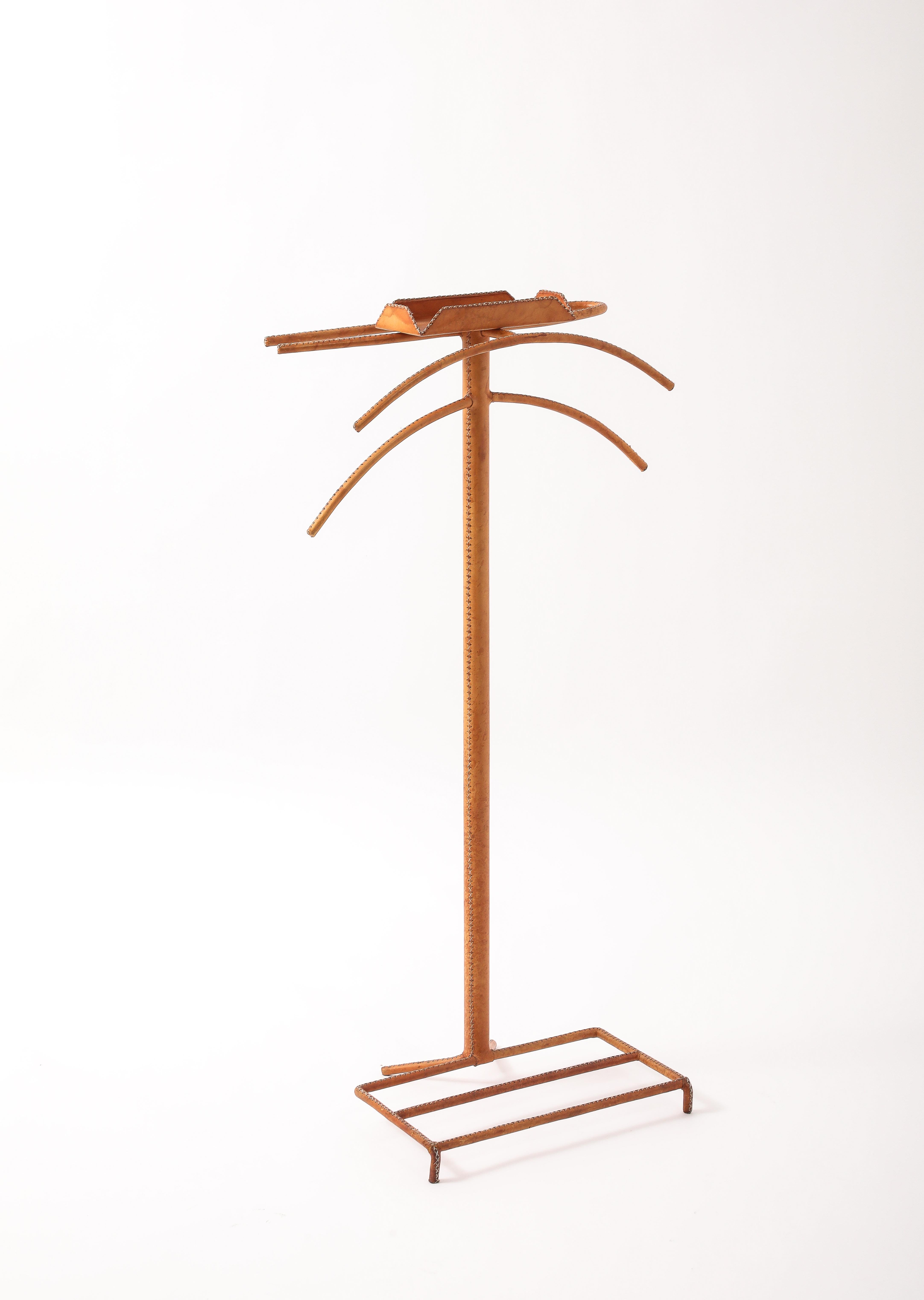 Valet de Cognac Jacques Adnet, France 1950's en vente 9
