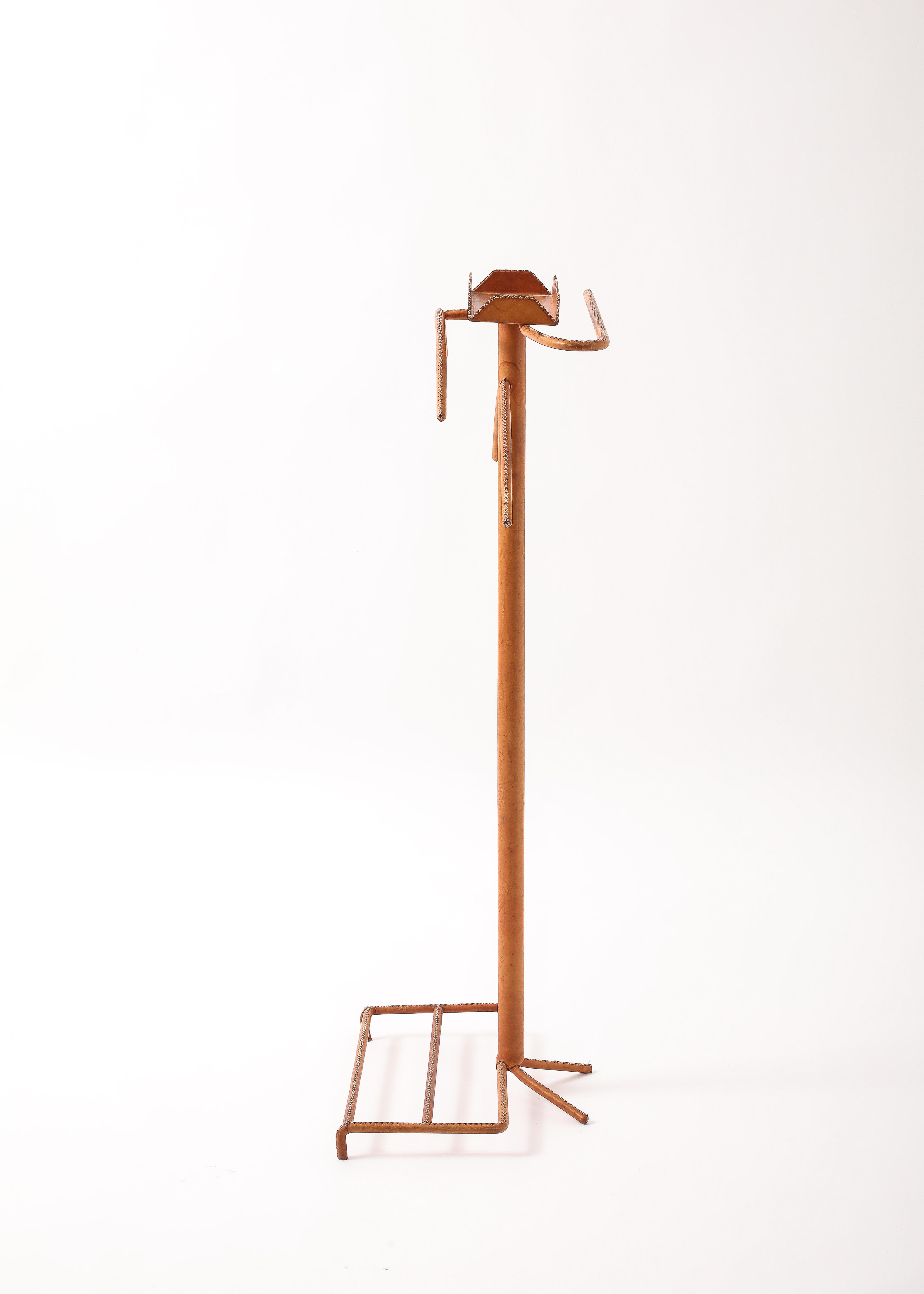 Valet de Cognac Jacques Adnet, France 1950's en vente 1