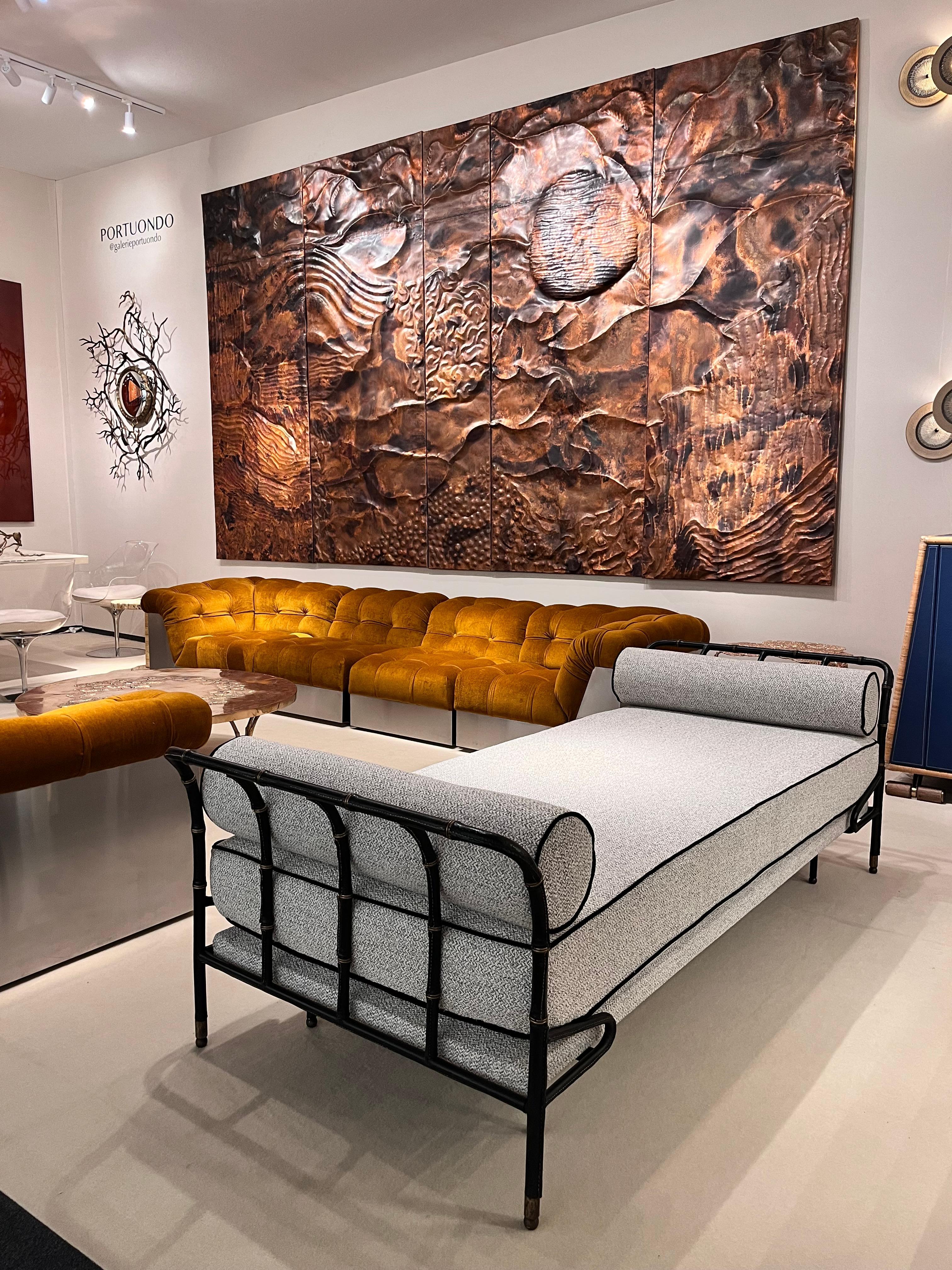 Jacques Adnet - Daybed in Black Stitched Leather and Brass - France, 1950 For Sale 8