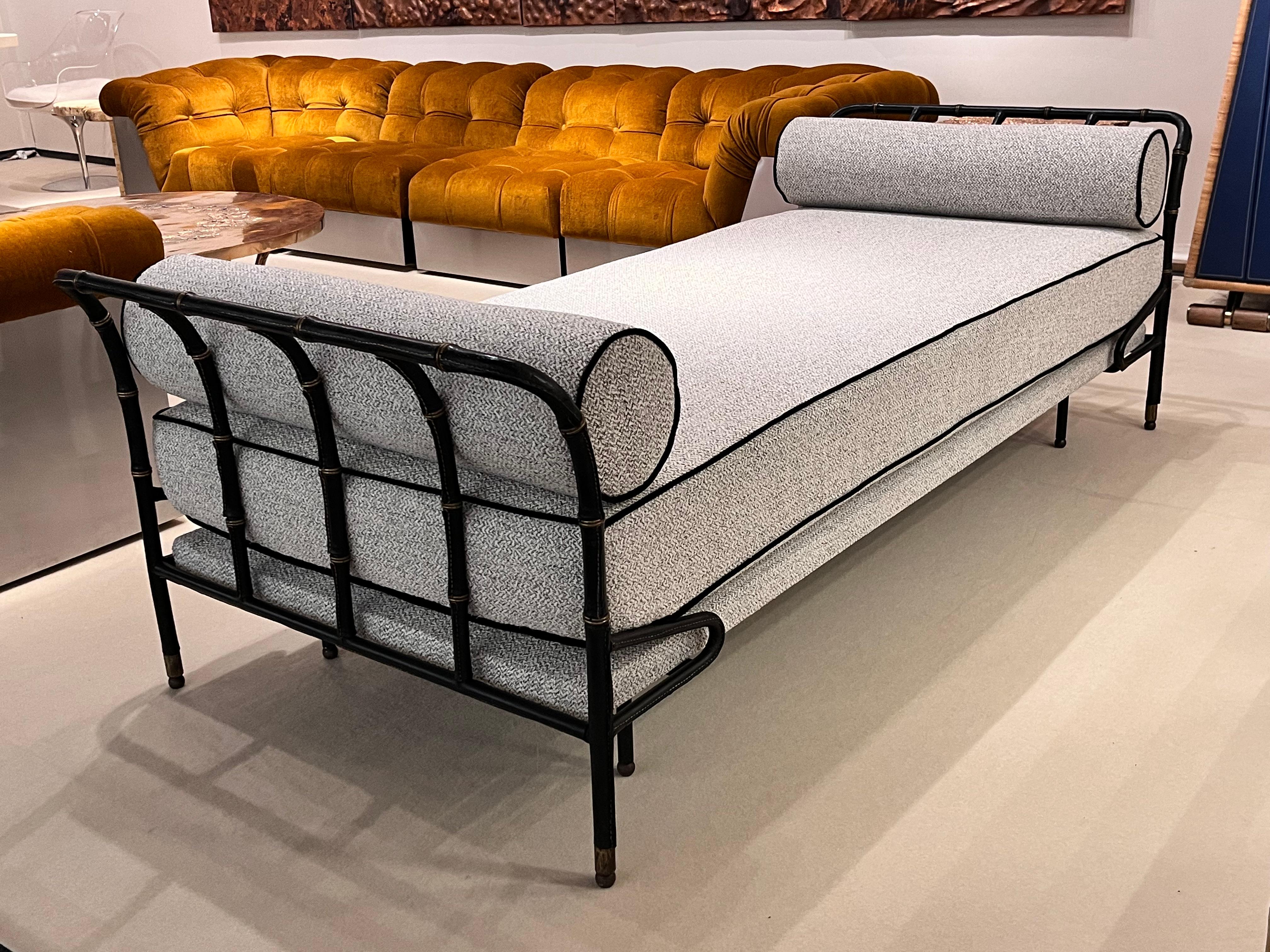 Mid-20th Century Jacques Adnet - Daybed in Black Stitched Leather and Brass - France, 1950 For Sale