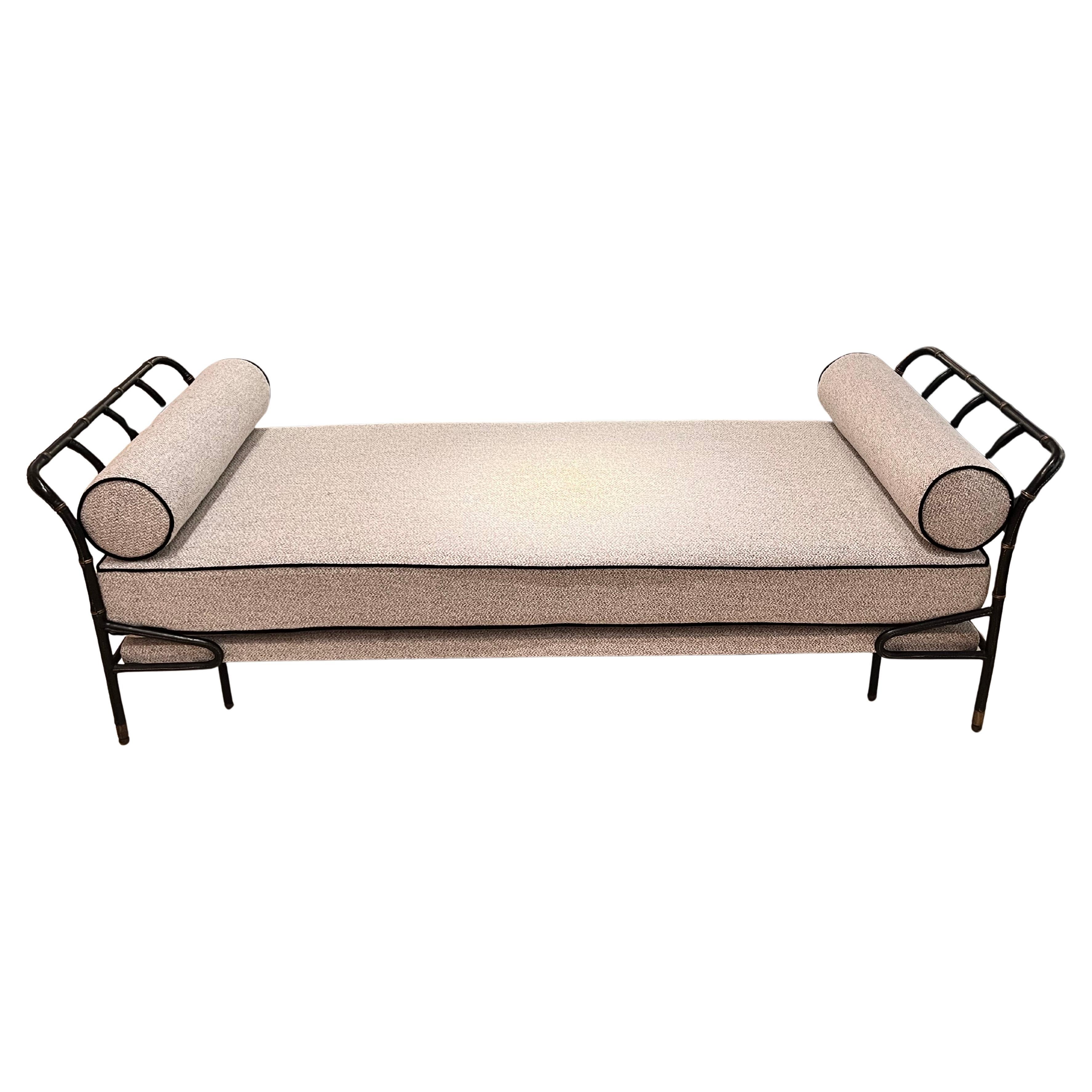 Jacques Adnet - Daybed in Black Stitched Leather and Brass - France, 1950 For Sale