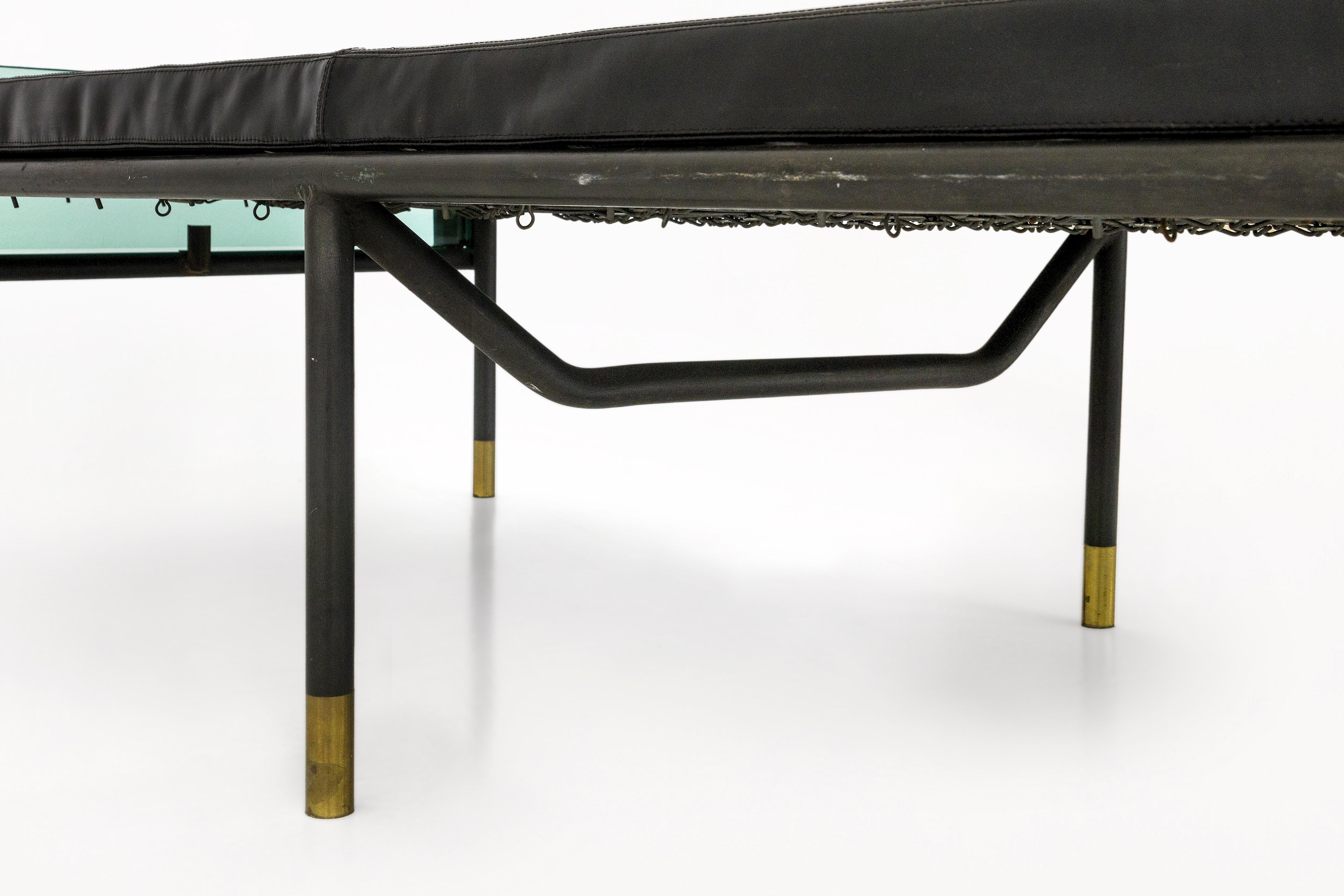 Cama de día Jacques Adnet, con Saint Gobain, circa 1950, Francia en venta 2