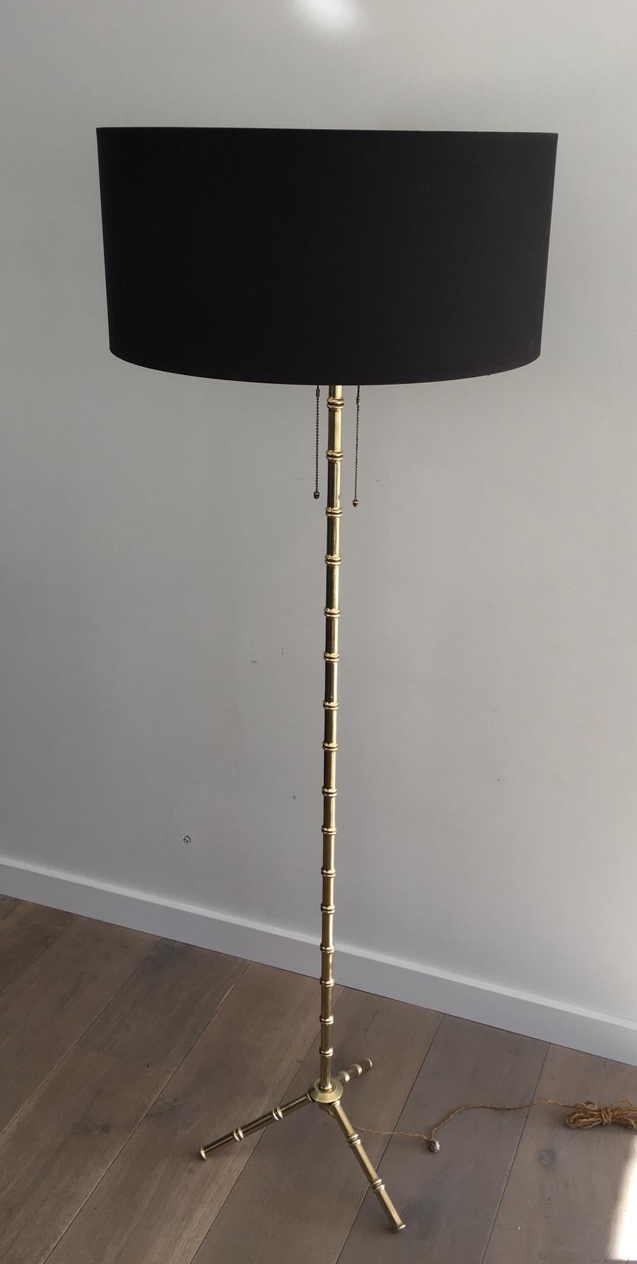 Lampada da terra in finto bambù e ottone di Jacques Adnet, Francia, circa 1940 in vendita 4