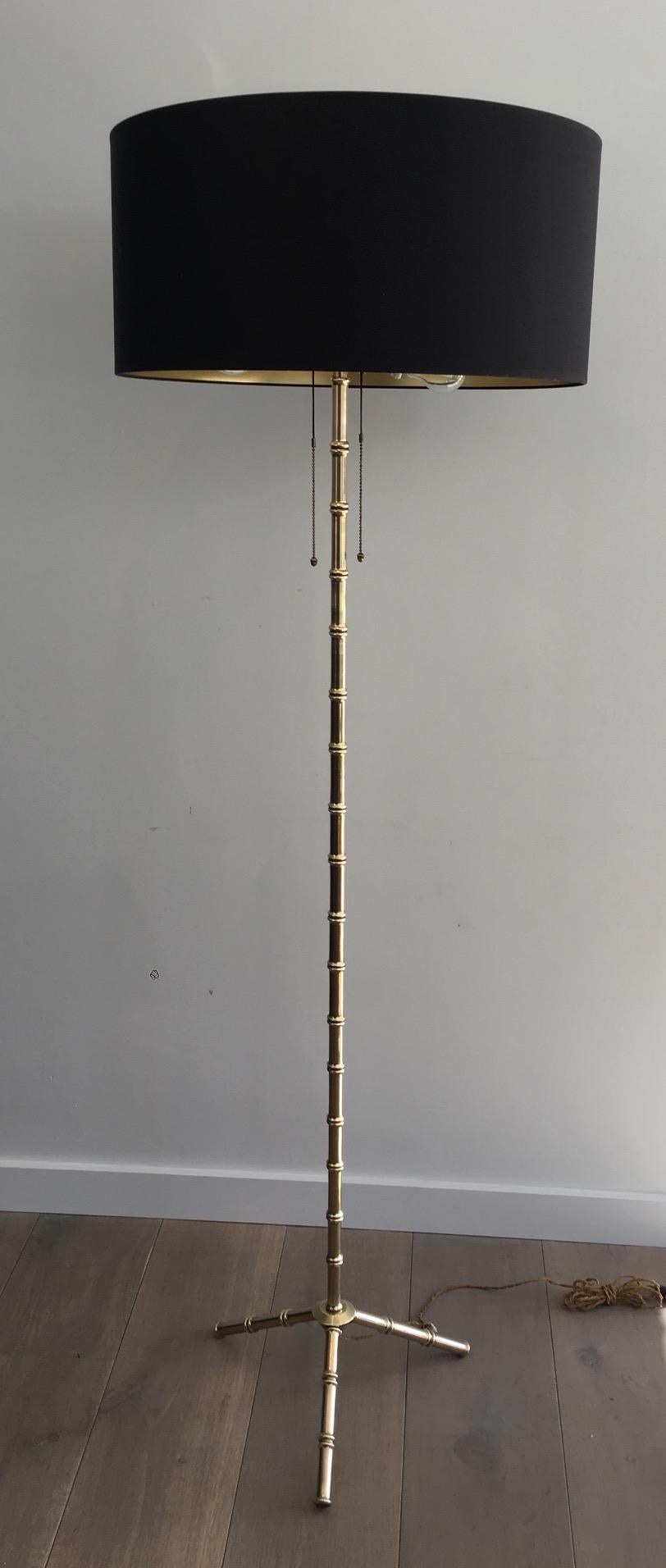 Lampada da terra in finto bambù e ottone di Jacques Adnet, Francia, circa 1940 in vendita 6