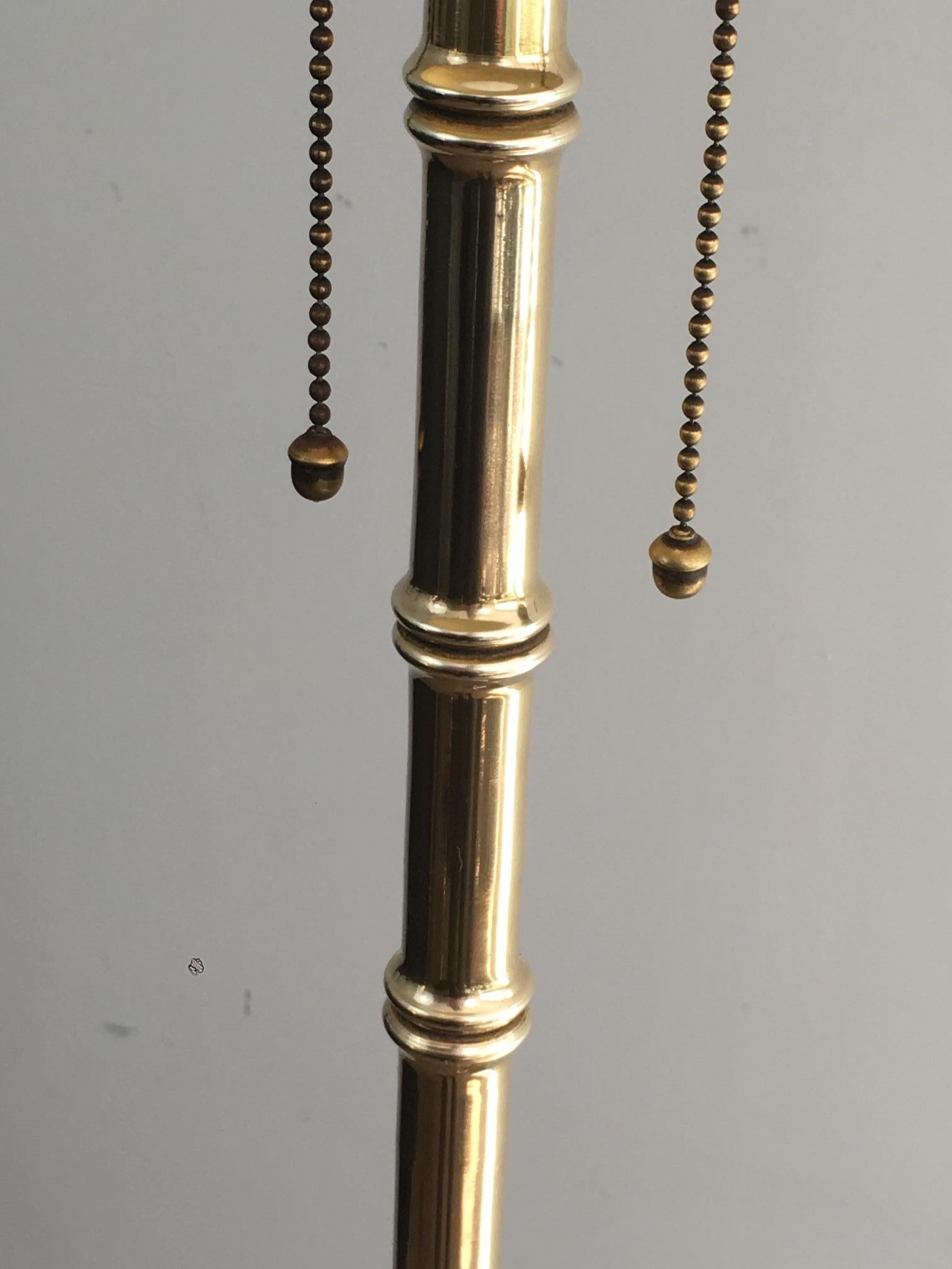 Lampada da terra in finto bambù e ottone di Jacques Adnet, Francia, circa 1940 in vendita 1