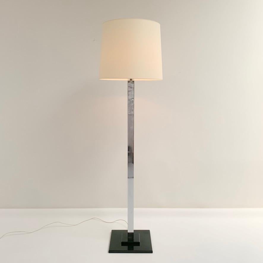 Lámpara de pie Jacques Adnet para La Compagnie des Arts Francais, hacia 1935, Francia. Art Decó en venta