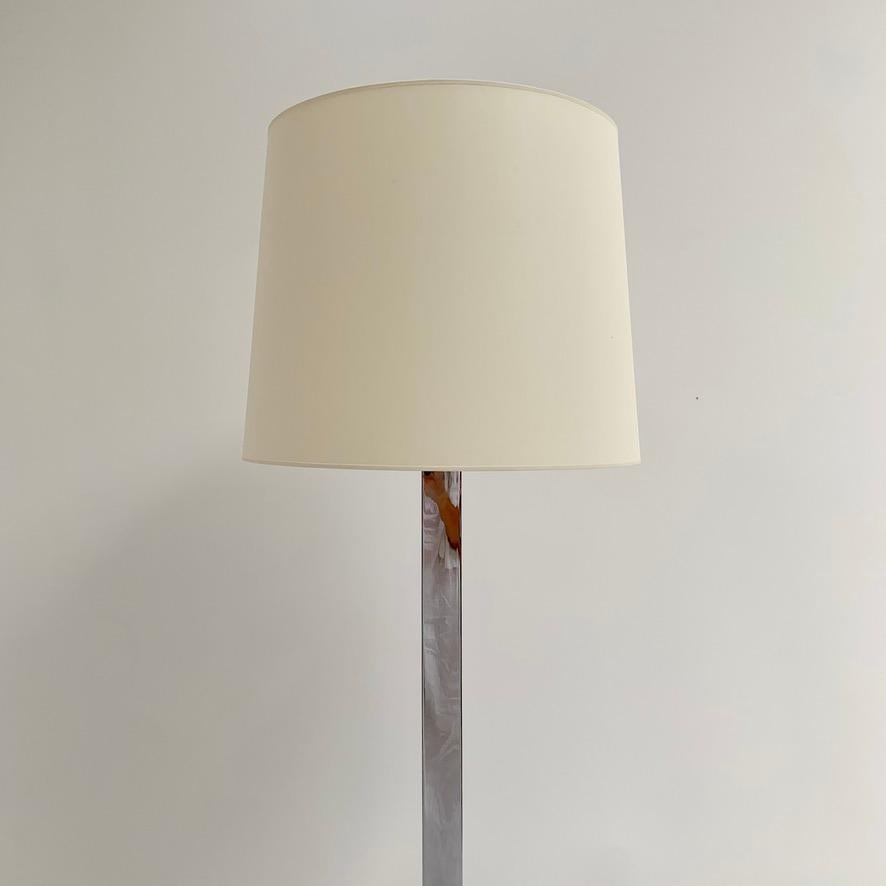 Lámpara de pie Jacques Adnet para La Compagnie des Arts Francais, hacia 1935, Francia. mediados del siglo XX en venta
