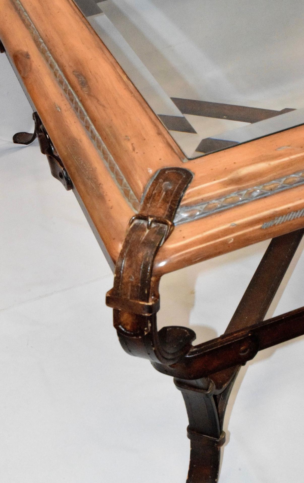 Mid-Century Modern Jacques Adnet pour Hermes Table basse en fer à motif de sangle équestre en vente
