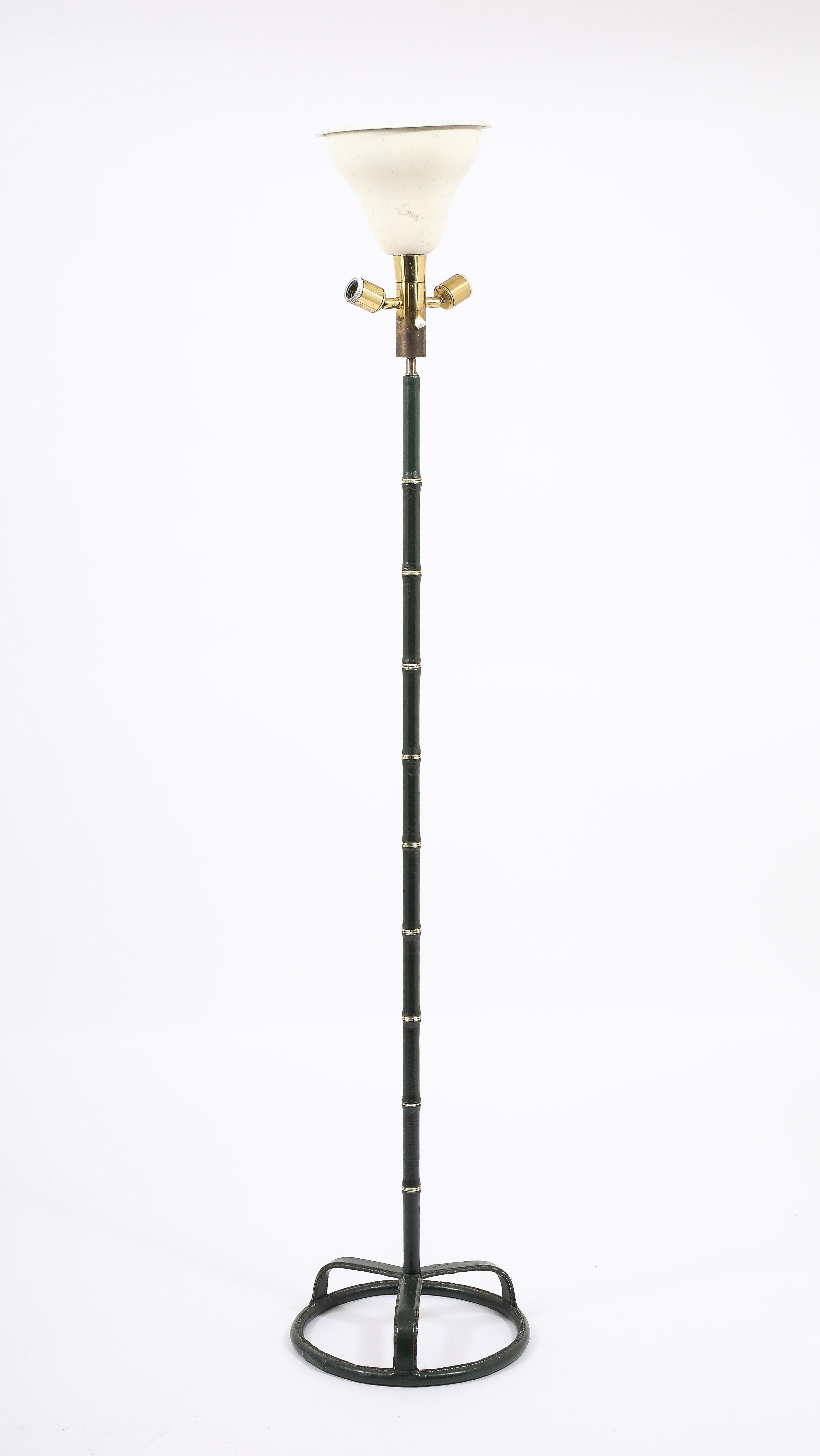 Lámpara de pie Jacques Adnet Verde, Francia Años 50 en venta 4