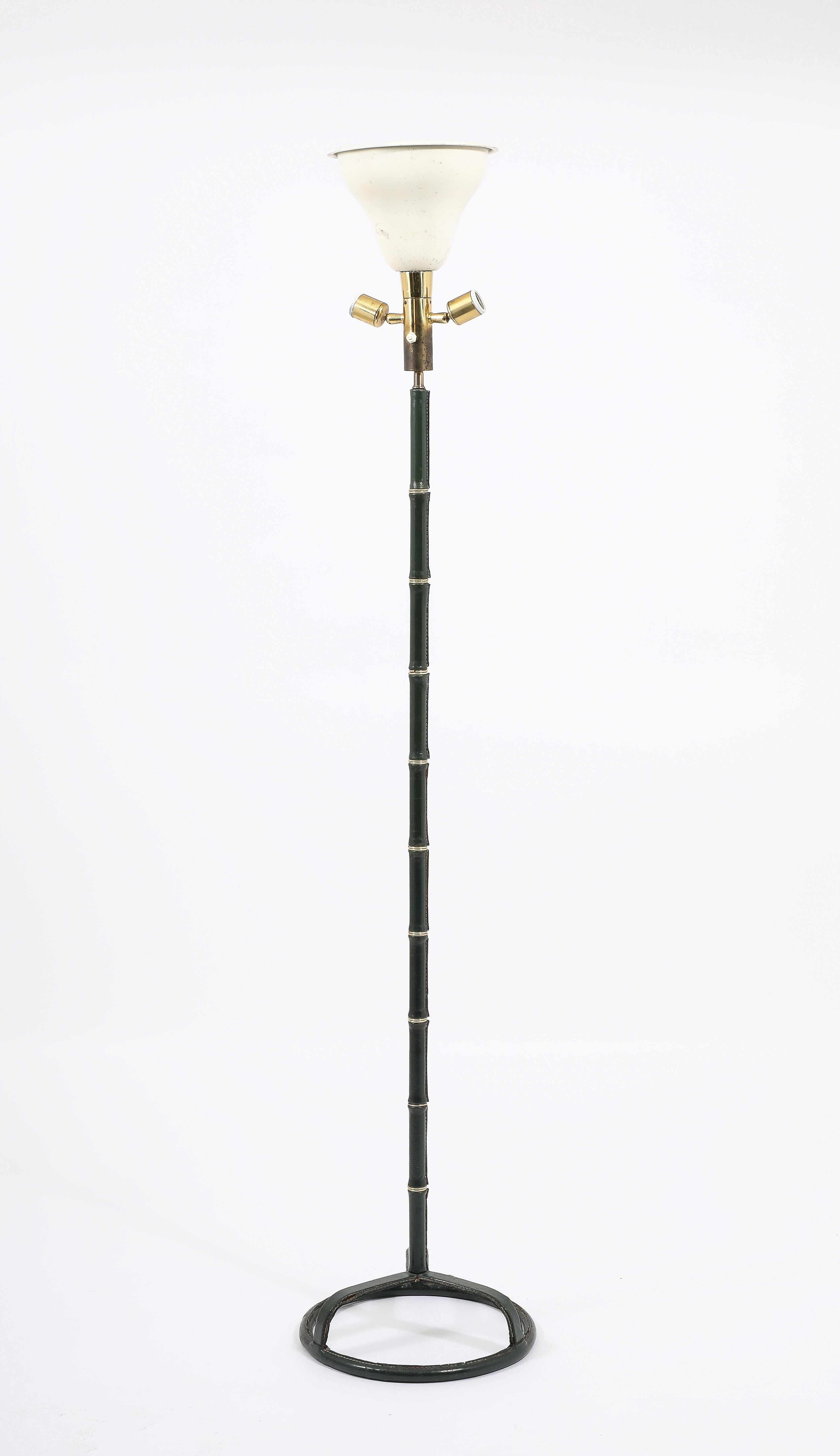 Lámpara de pie Jacques Adnet Verde, Francia Años 50 en venta 7