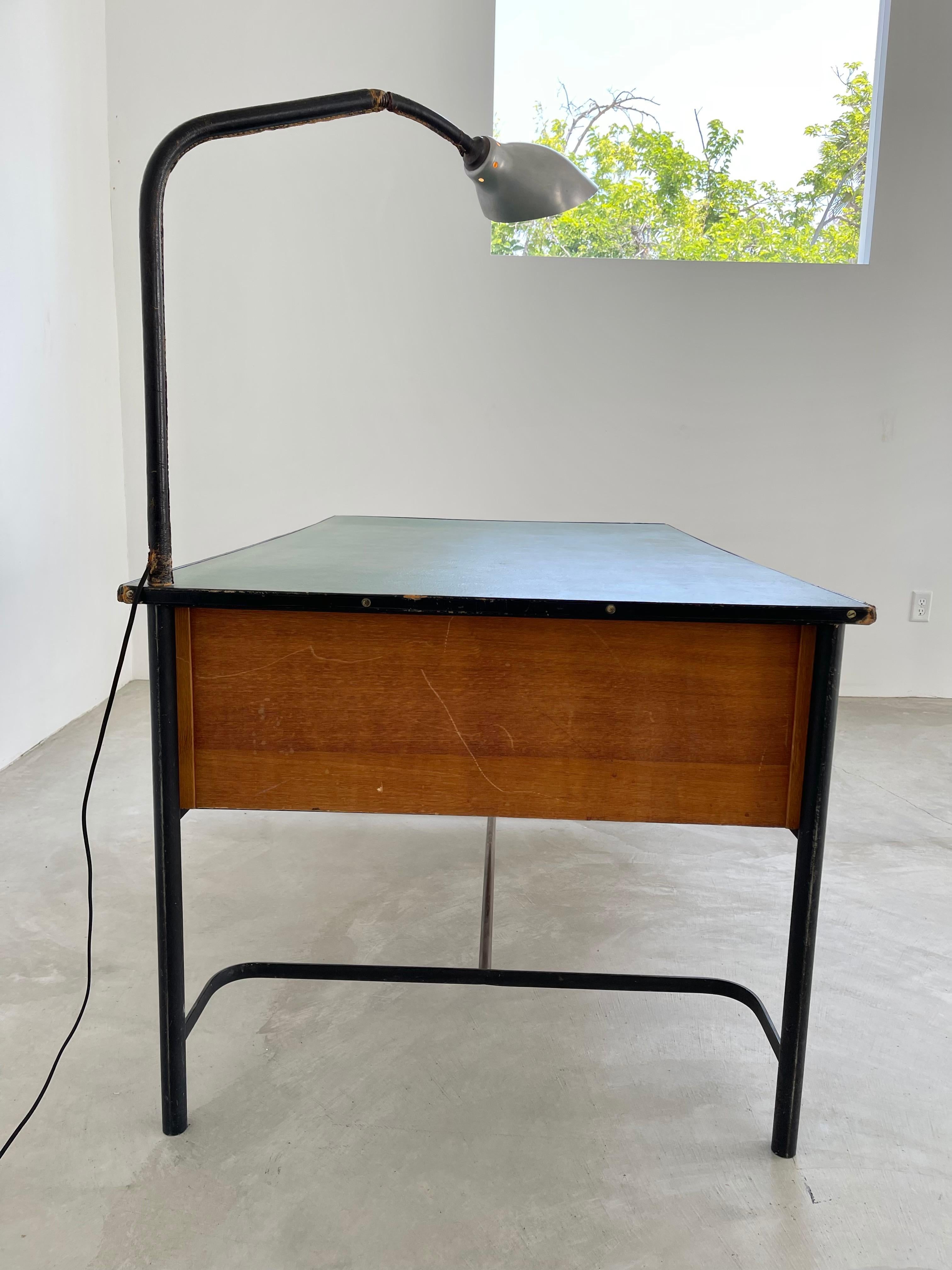 Jacques Adnet Leather and Oak Desk, 1950s France For Sale 5