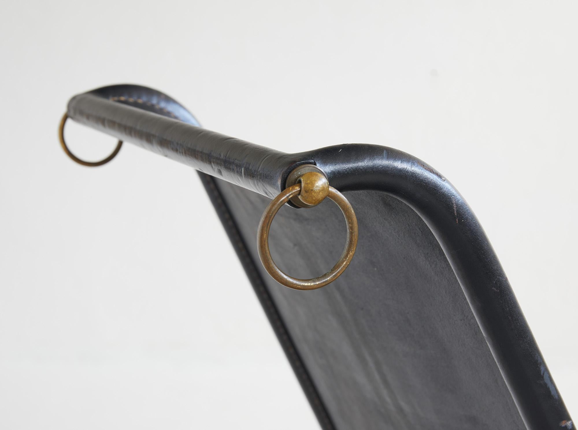 Sedia con schienale alto in pelle Jacques Adnet Ed.Compagnie des Arts, Francia c.C. 1950 in vendita 3