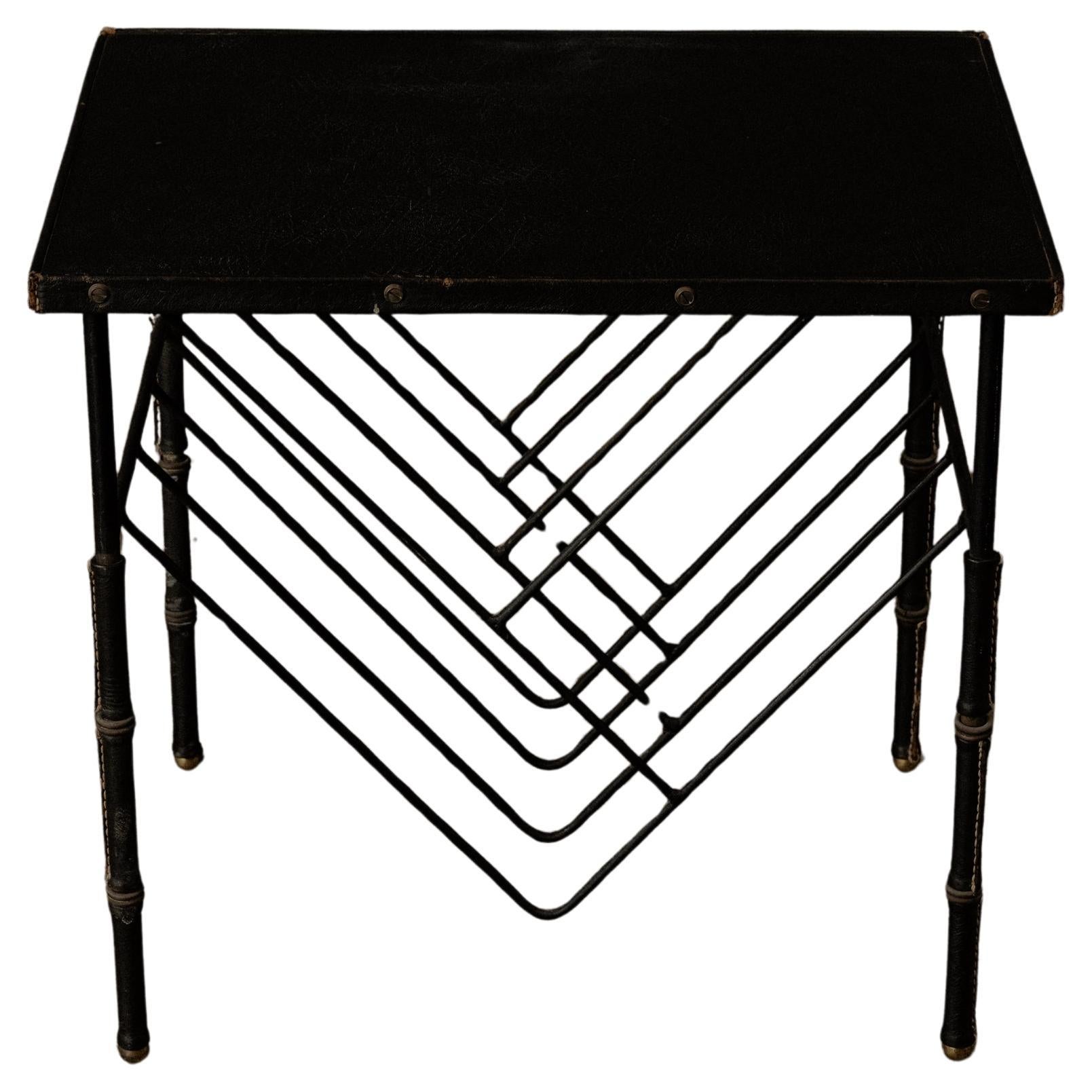 Jacques Adnet Beistelltisch aus Leder im Angebot