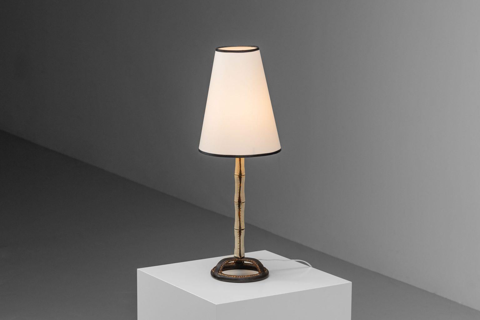 Jacques Adnet leather table lamp France 1950 en venta 5