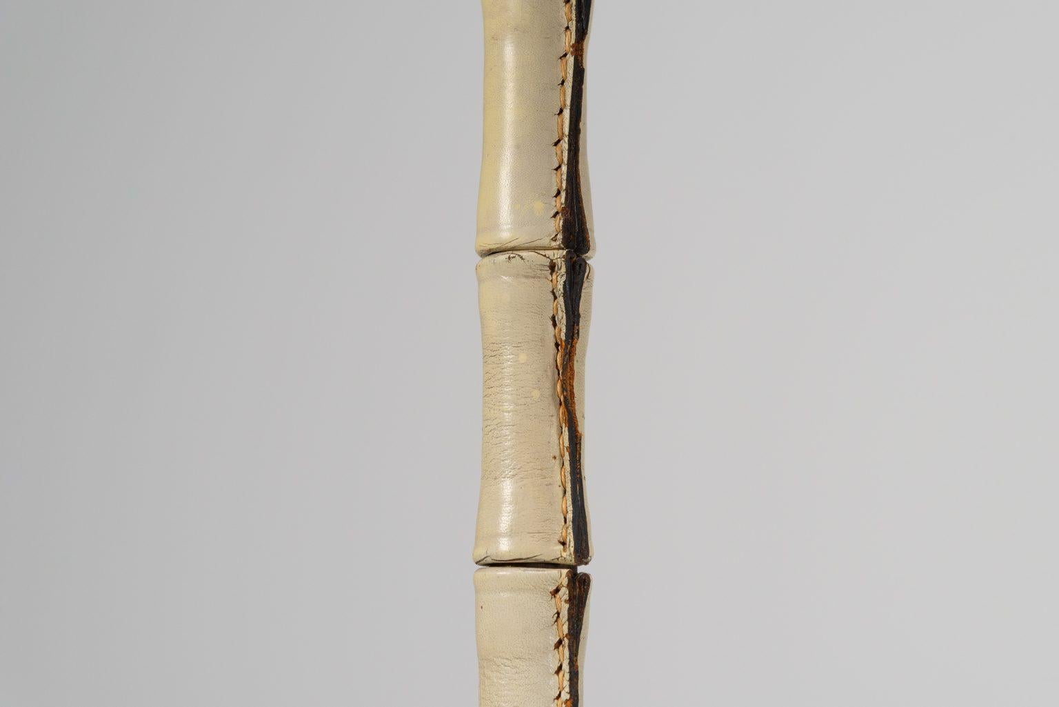 Jacques Adnet leather table lamp France 1950 Moderno de mediados de siglo en venta