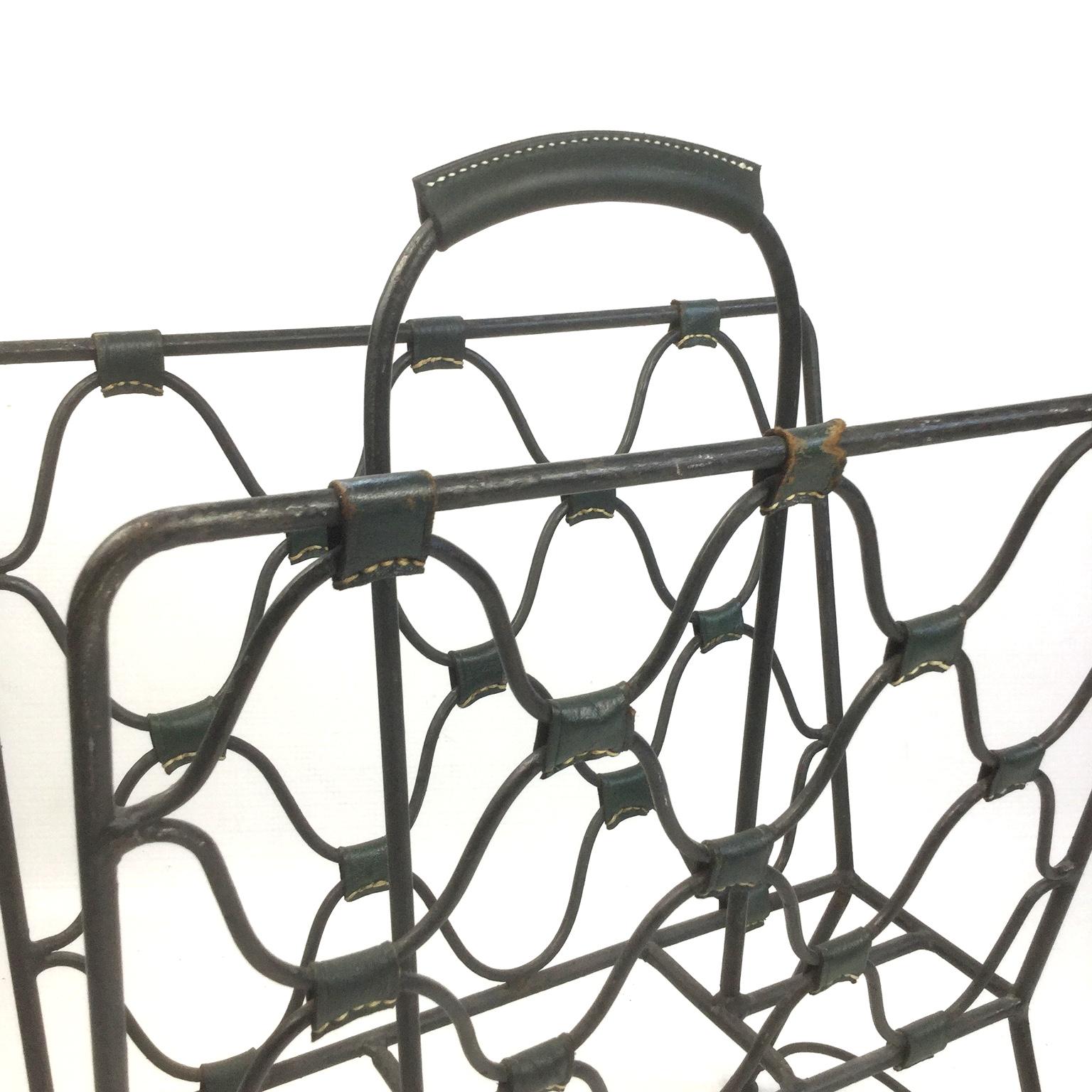 Metalwork Jacques Adnet Magazine Rack in Wrought Iron and Green Leather from the 1940s For Sale