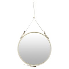 Miroir "Circulaire" moyen en cuir crème de Jacques Adnet pour GUBI
