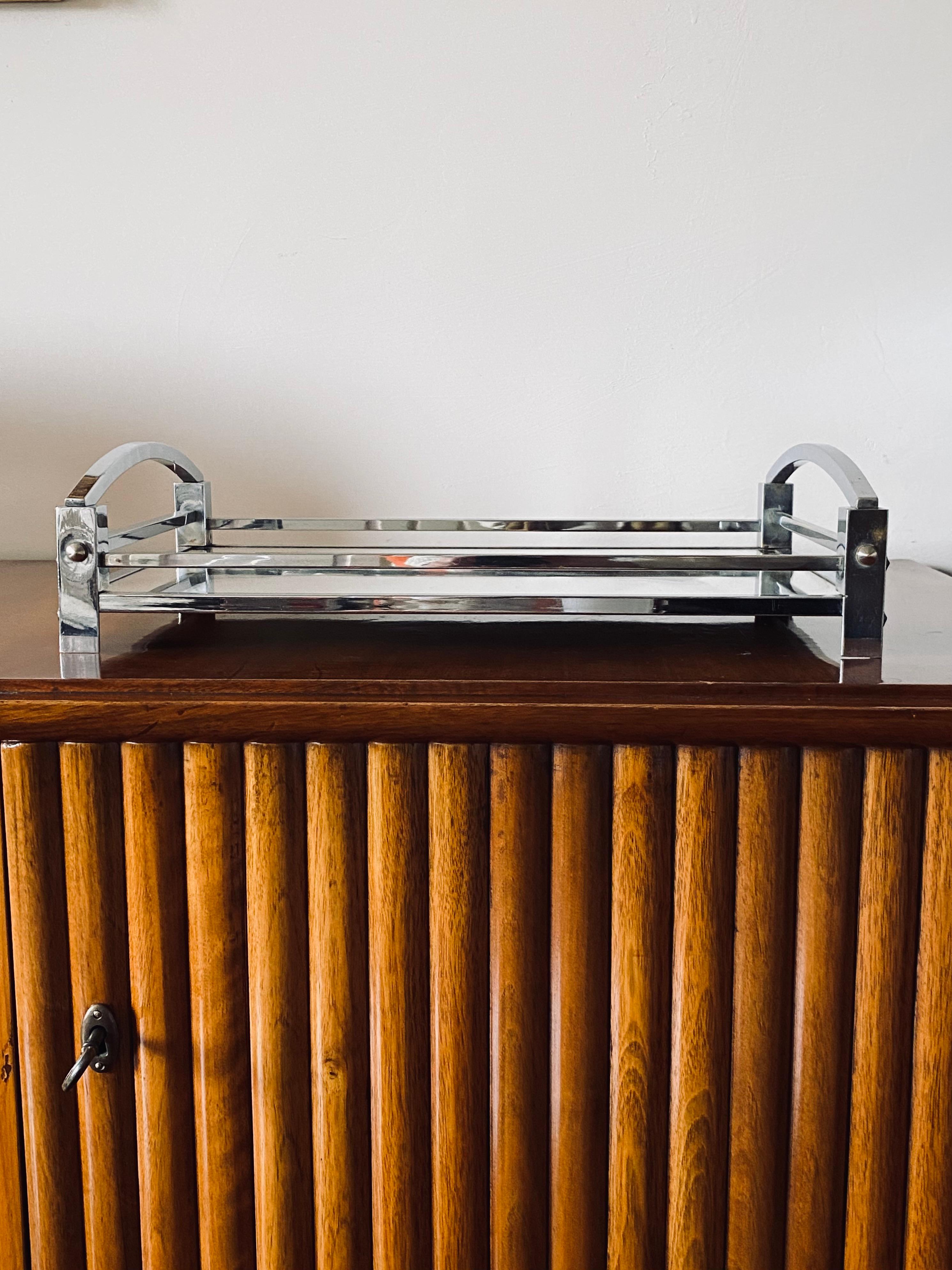 Mid-20th Century Jacques Adnet, Modernist Mirrored Tray, Maison Adnet, France, 1940-1950 For Sale