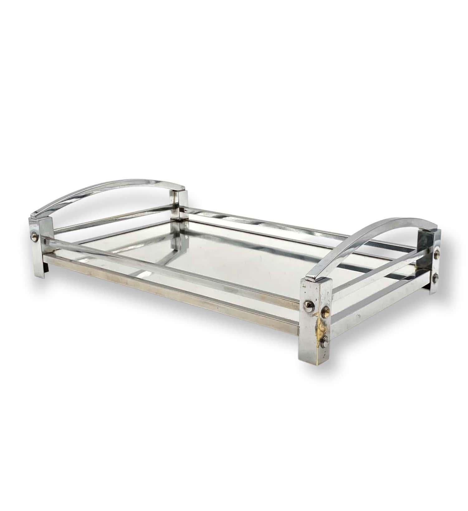 Jacques Adnet, Modernist Mirrored Tray, Maison Adnet, France, 1940-1950 For Sale 3