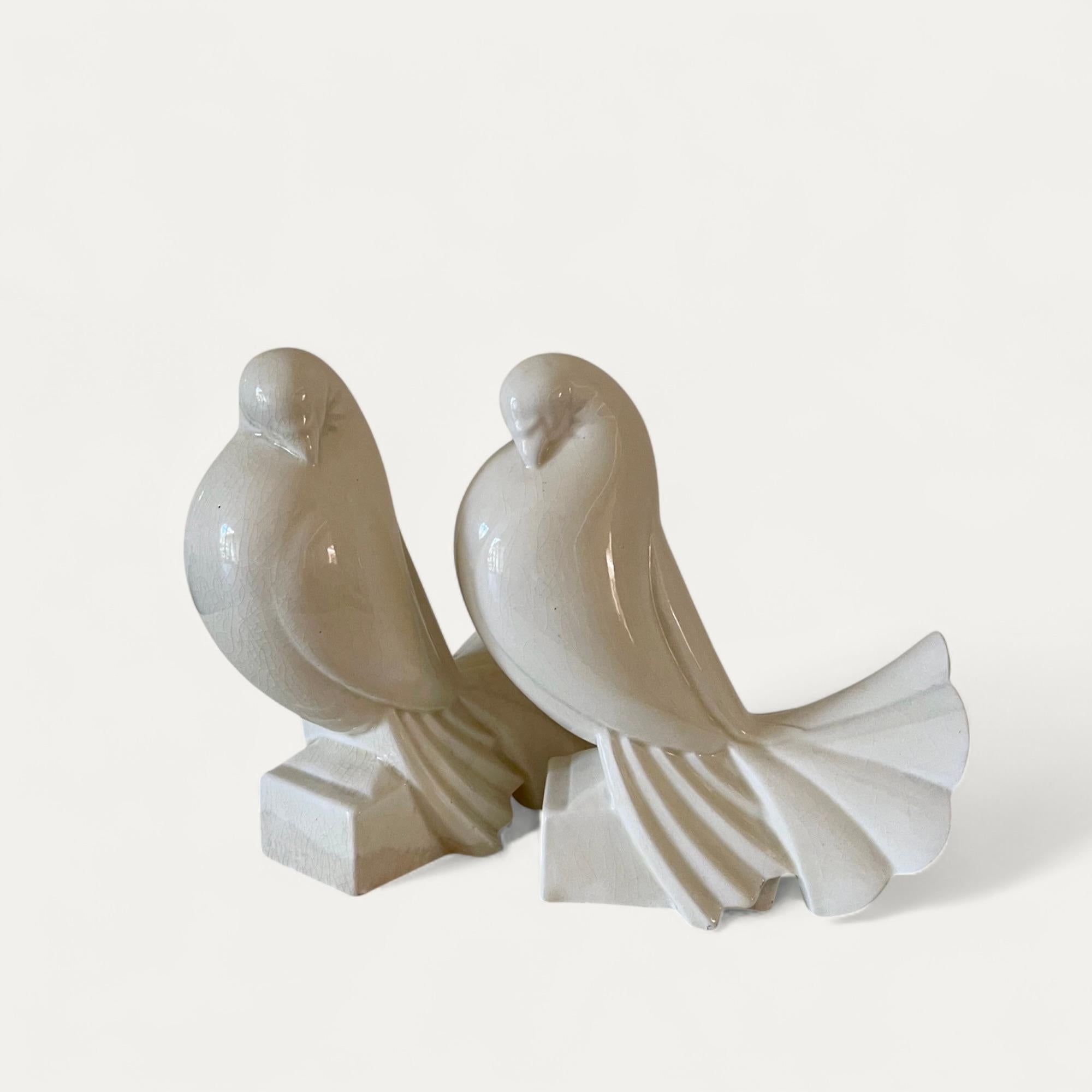 Art Déco Jacques Adnet Coppia di colombe in ceramica 1930 circa in vendita