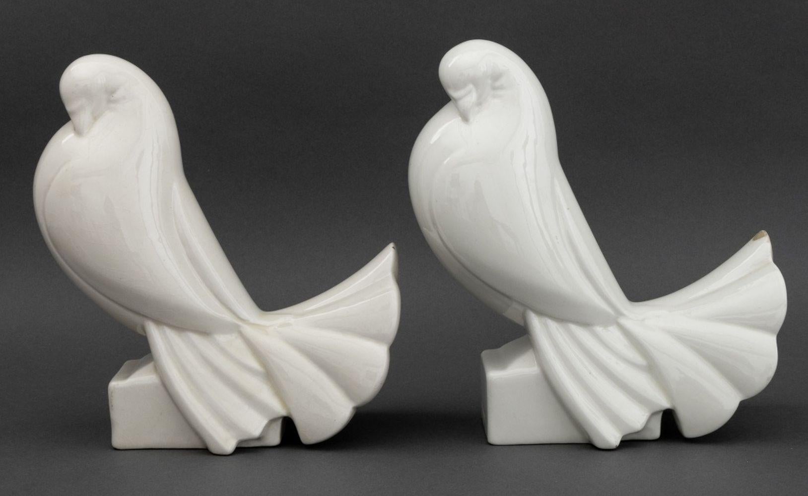 Sculture di colombe in porcellana Jacques Adnet, 3 In condizioni buone in vendita a Astoria, NY