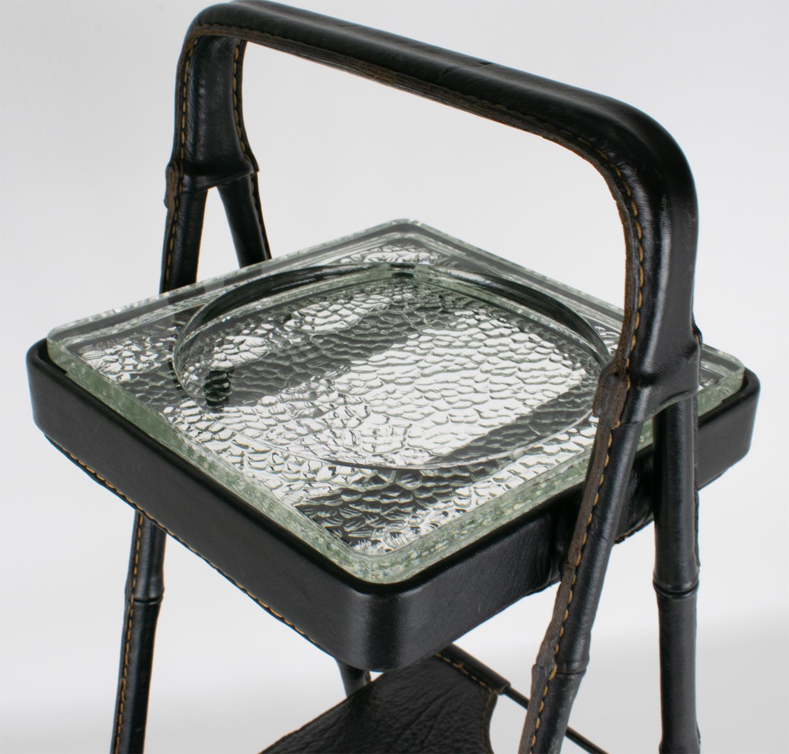 Rara mesa auxiliar Vide Poche de cuero cosido de Jacques Adnet, hacia 1950 en venta 9