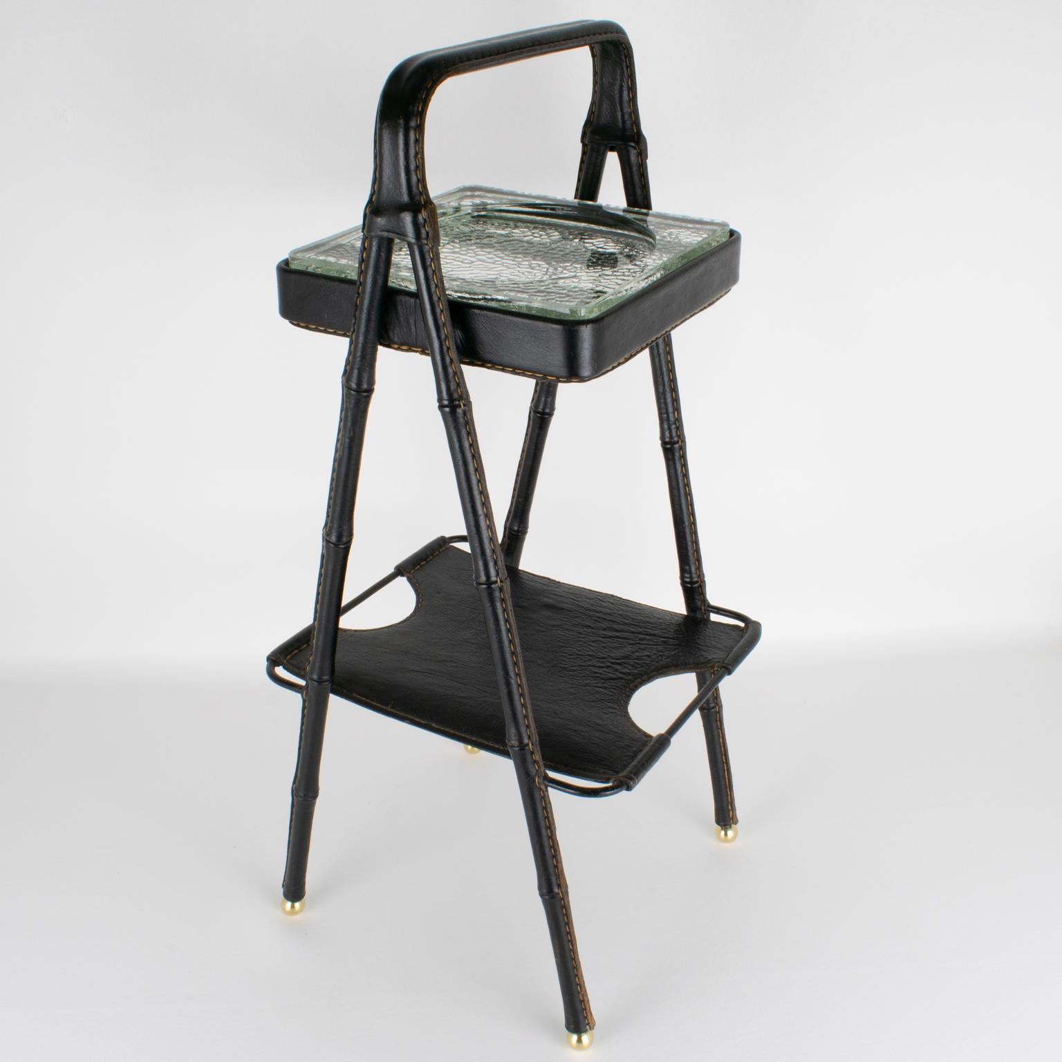 Rara mesa auxiliar Vide Poche de cuero cosido de Jacques Adnet, hacia 1950 Moderno de mediados de siglo en venta