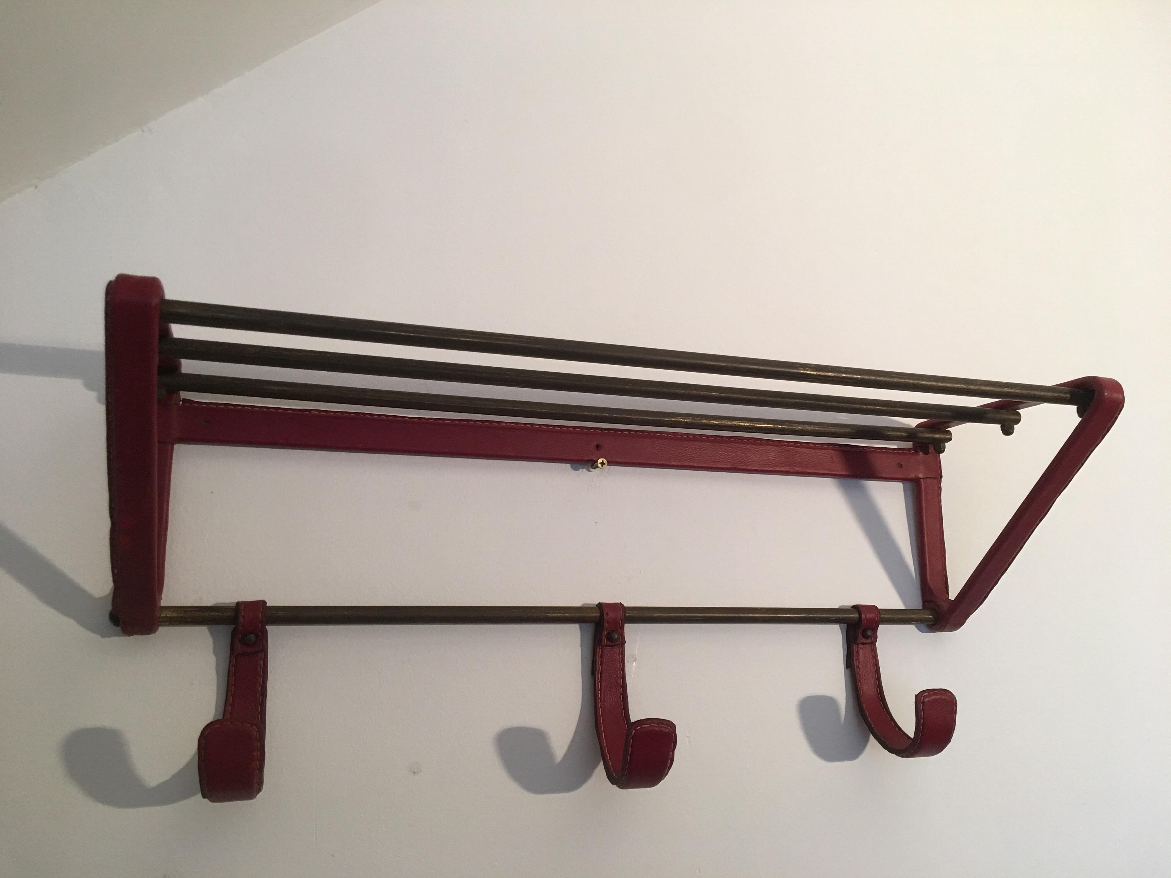 Jacques Adnet Red Stitched Leather Coat Rack, Brass Hat Rack, French, 1950s In Good Condition For Sale In Aix En Provence, FR