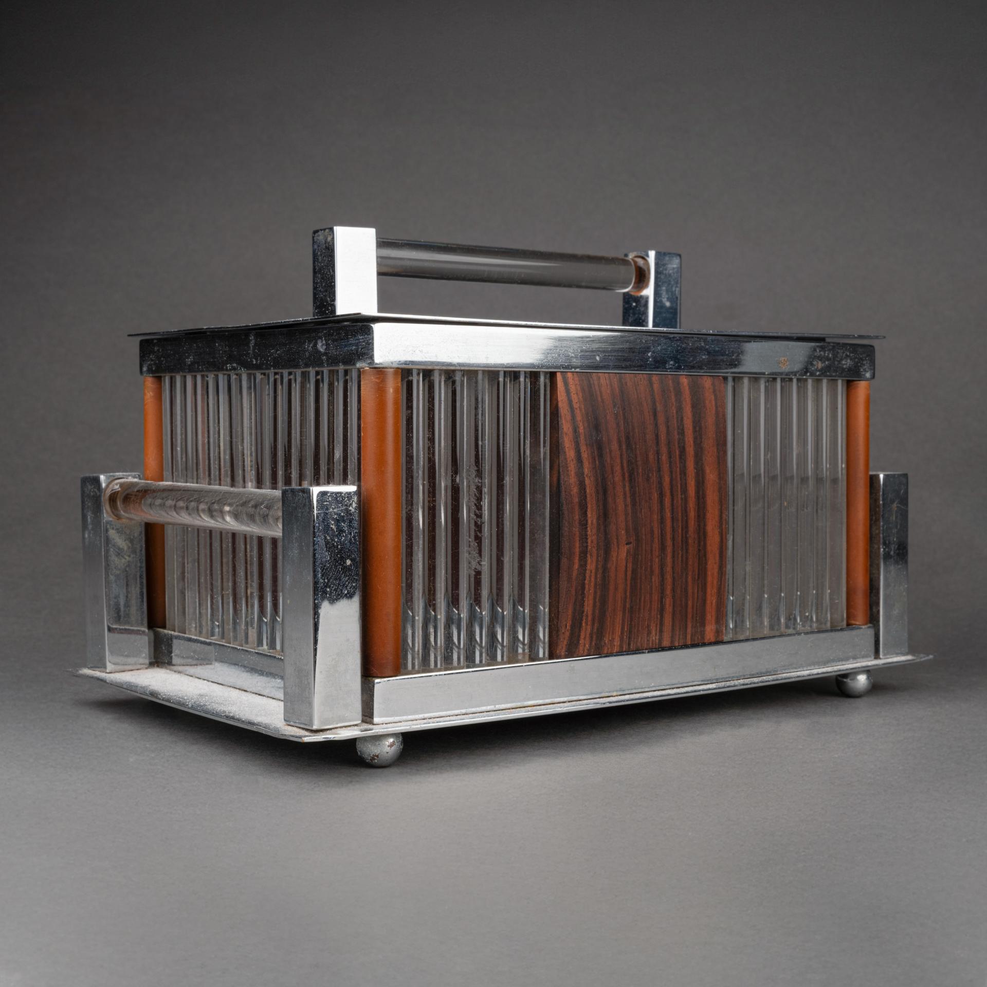 Jacques Adnet : Caja modernista de palisandro, cristal y metal cromado - C.1930-40 Barnizado