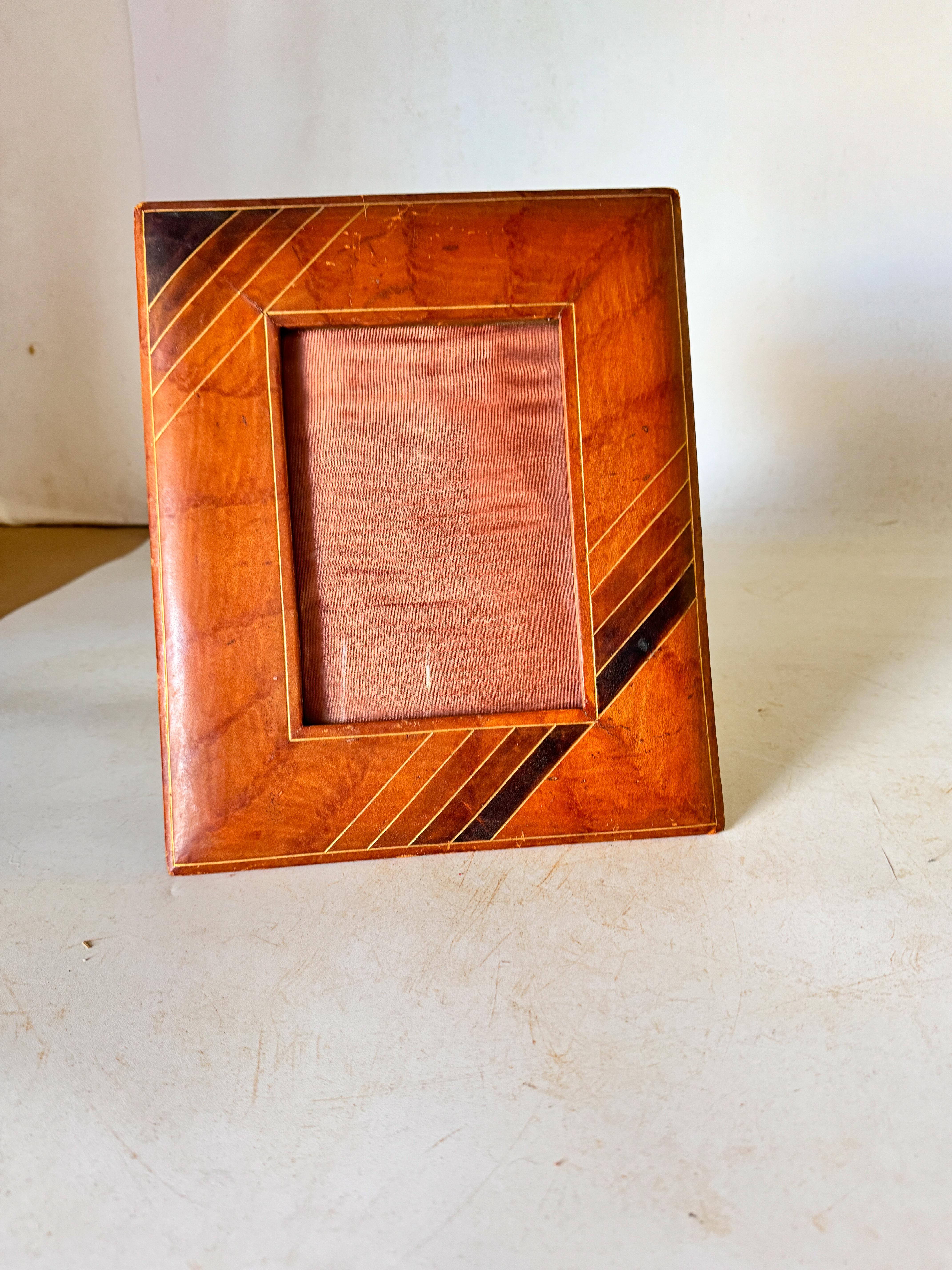 Jacques Adnet Style, Brown Leather Picture Frame, France 1940 In Good Condition For Sale In Auribeau sur Siagne, FR