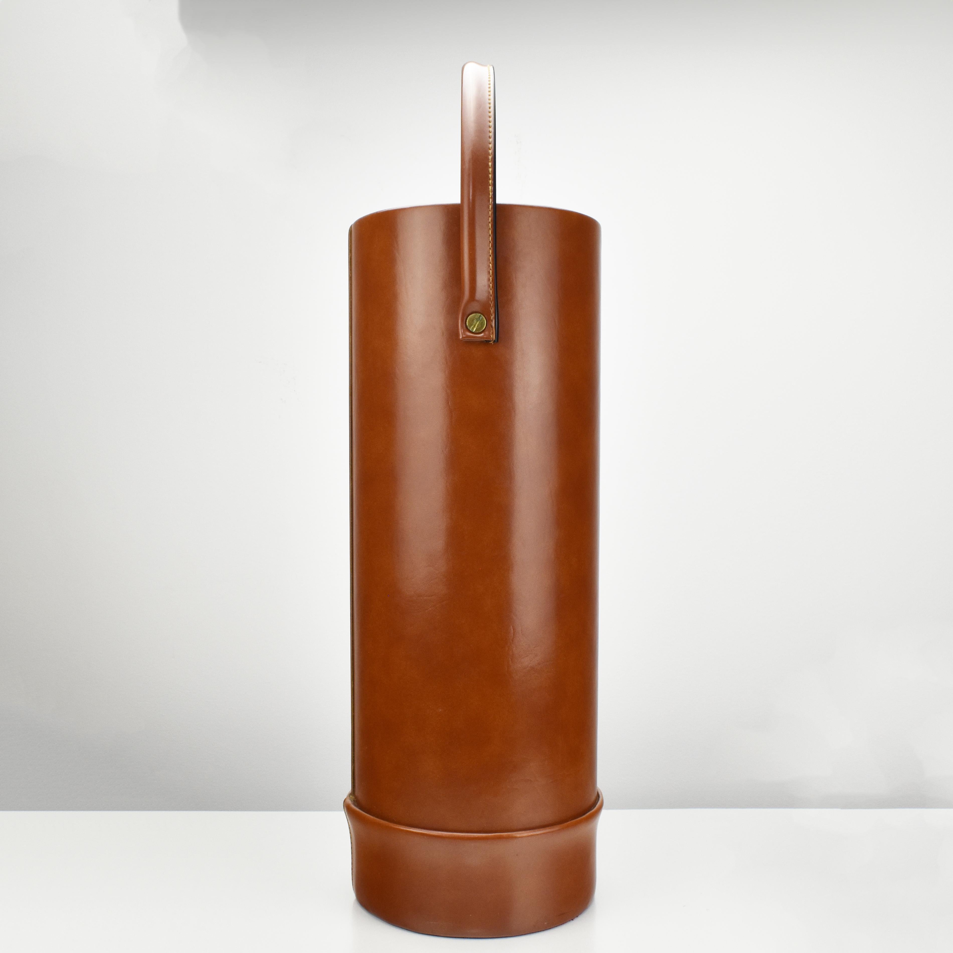 Jacques Adnet Style Faux Leather Umbrella Stand Waste Basket In Good Condition For Sale In Bad Säckingen, DE
