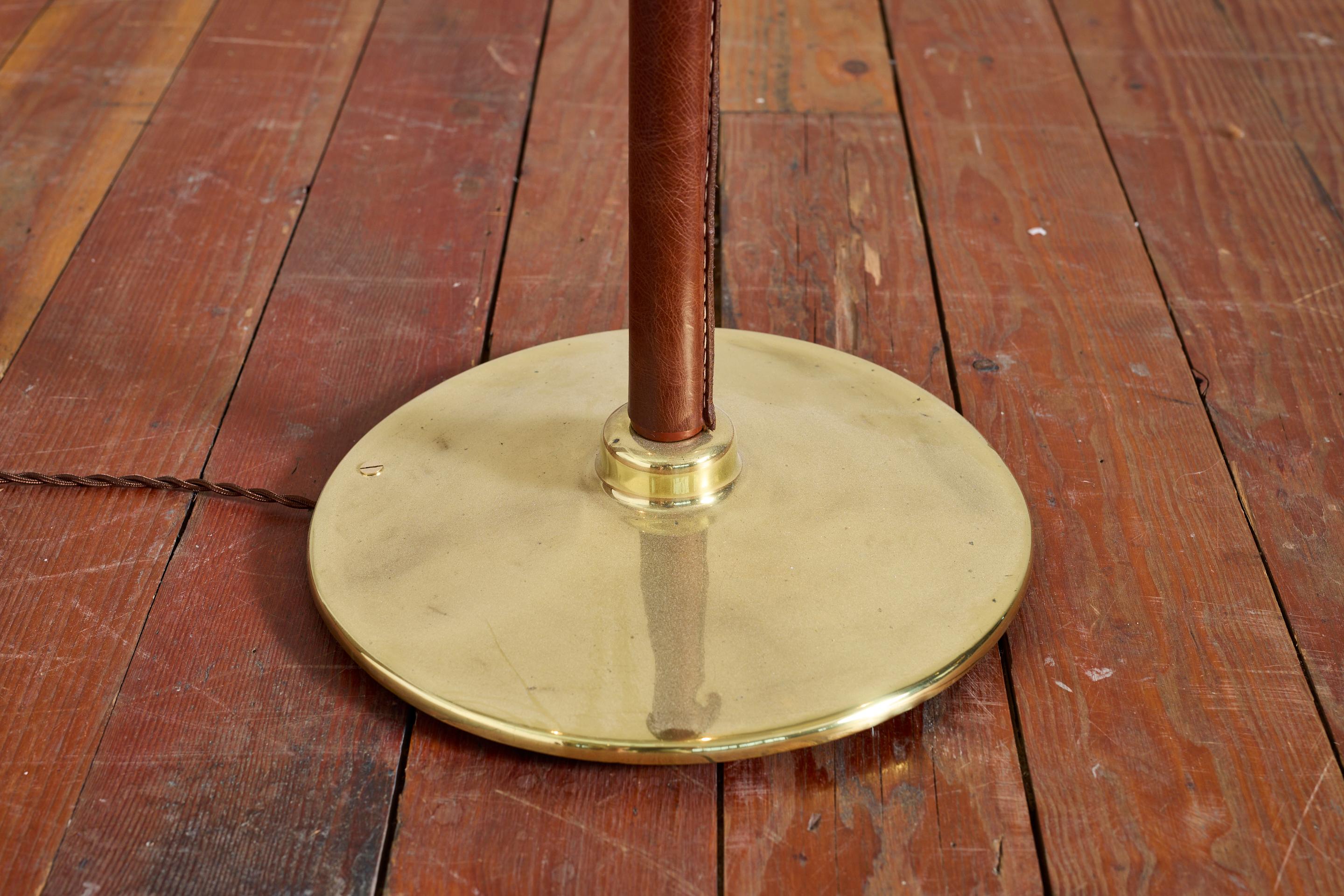 Lampadaire de style Jacques Adnet en vente 7
