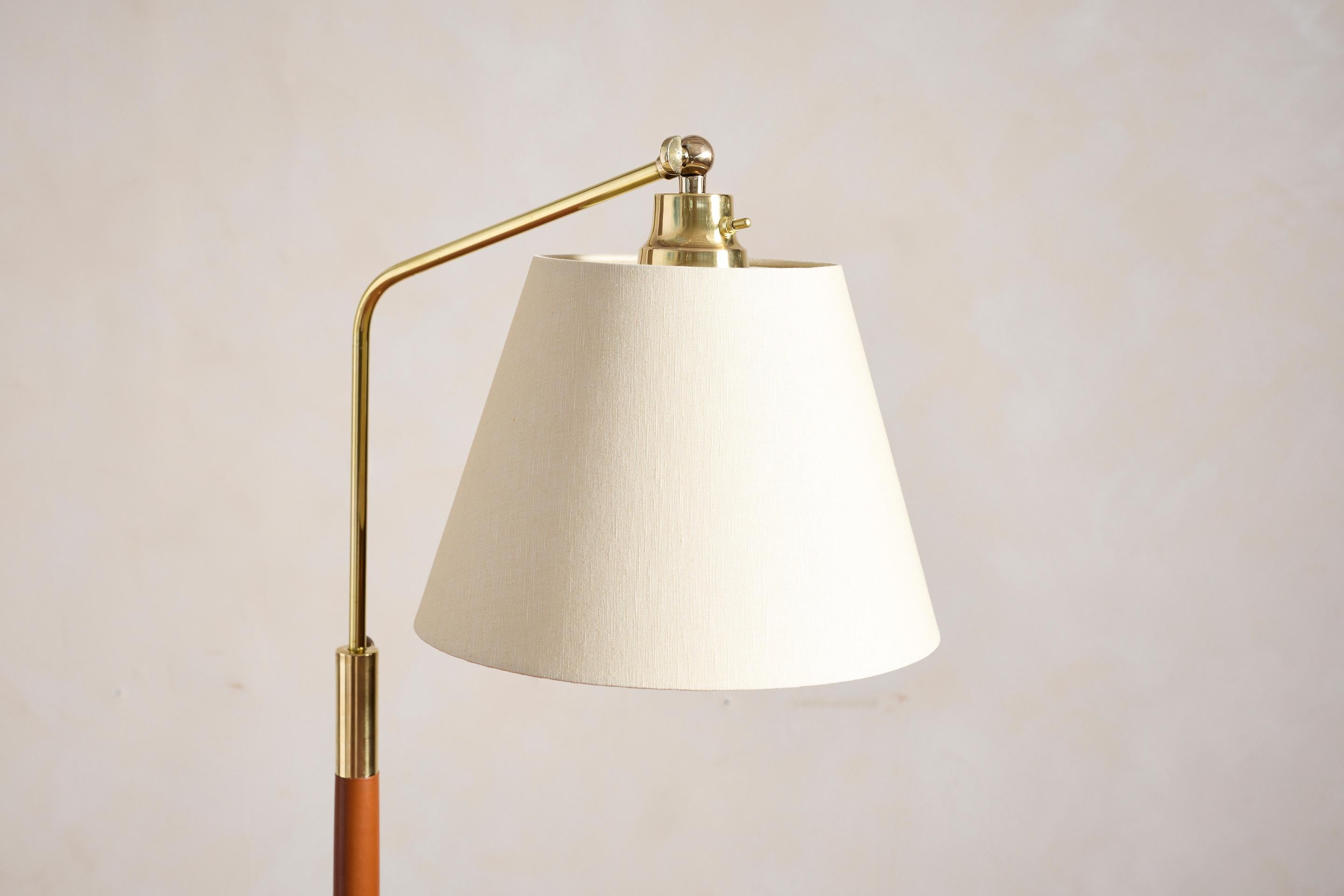 Jacques Adnet Style Floor Lamp In Good Condition For Sale In Beverly Hills, CA