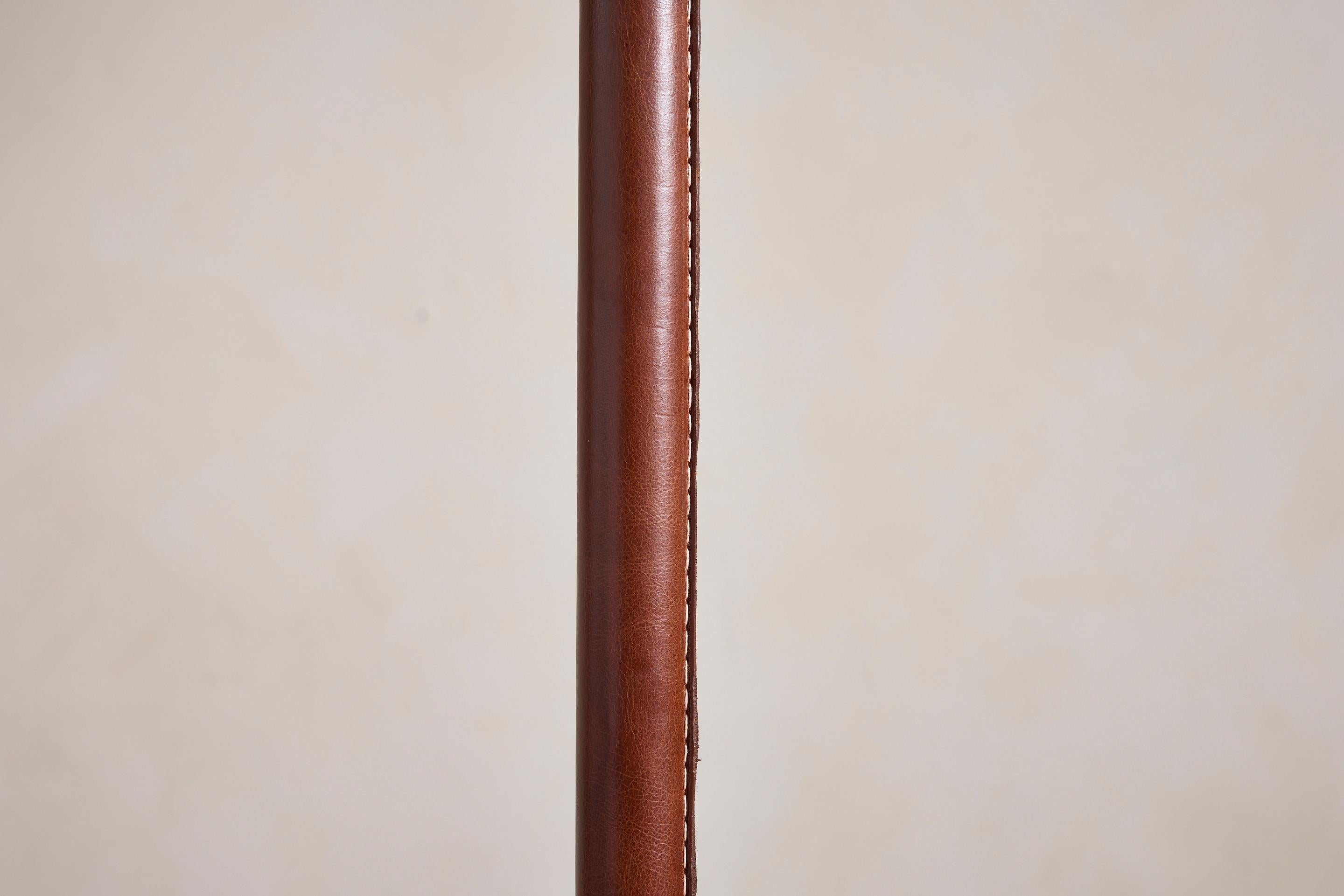 Lampadaire de style Jacques Adnet en vente 1