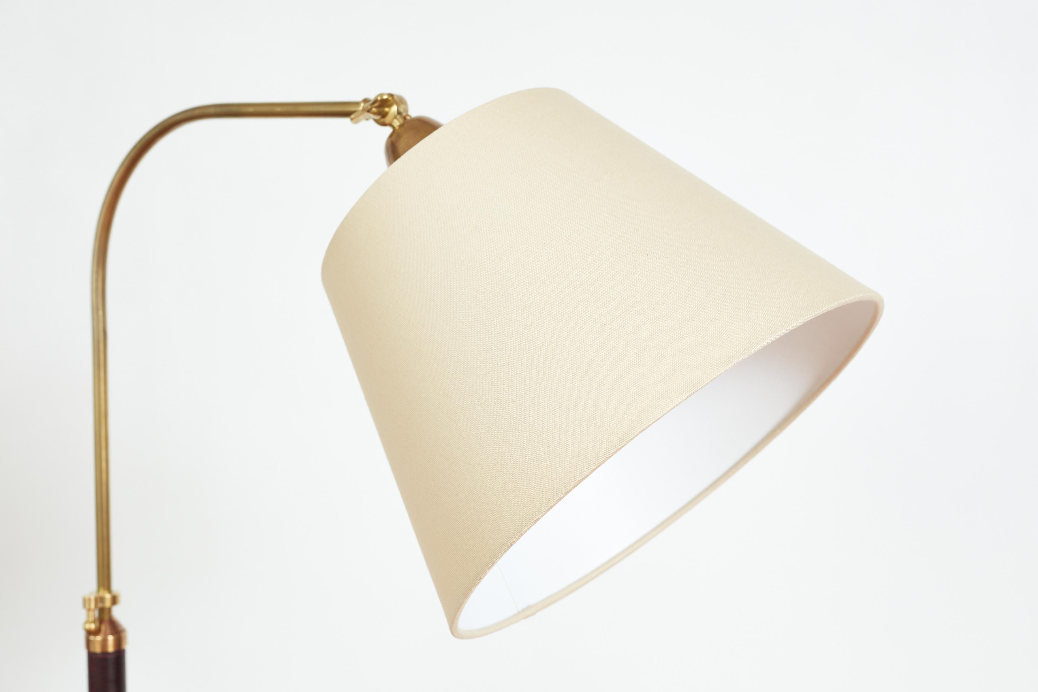Stehlampe im Jacques Adnet-Stil im Angebot 2