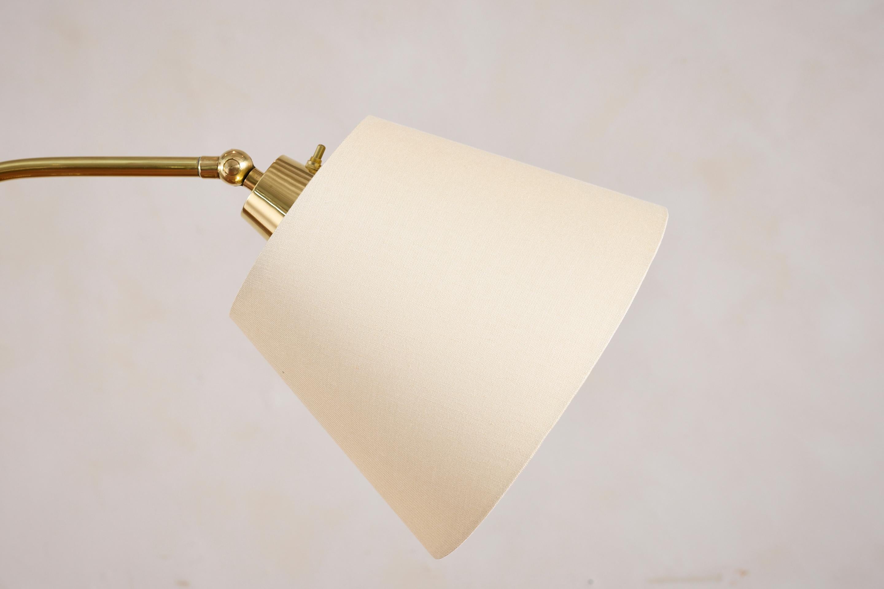 Lampadaire de style Jacques Adnet en vente 2