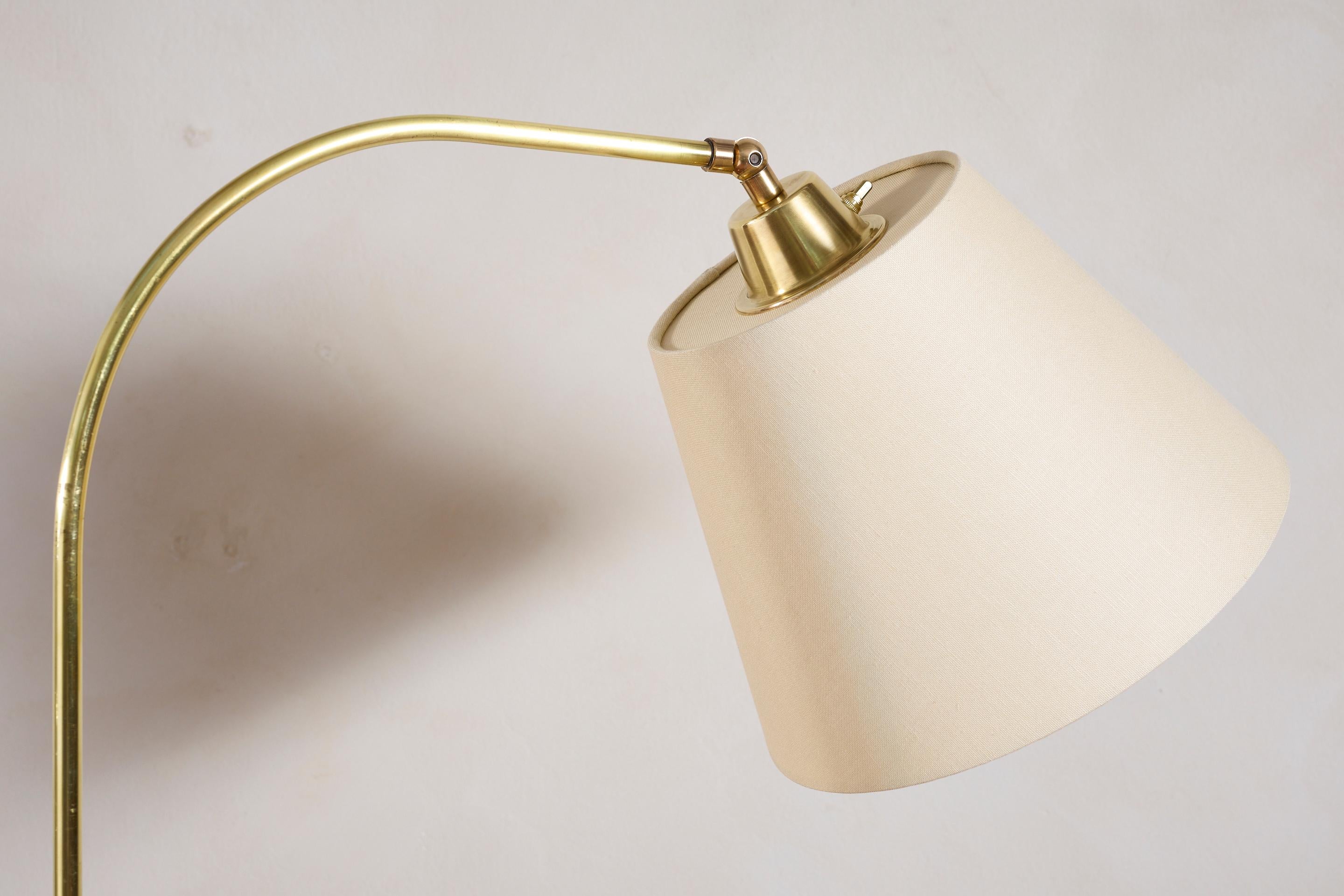 Lampadaire de style Jacques Adnet en vente 2