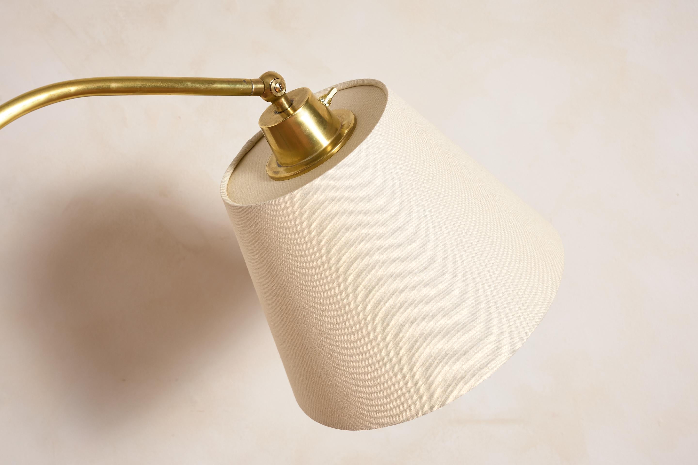 Lámpara de pie estilo Jacques Adnet en venta 3