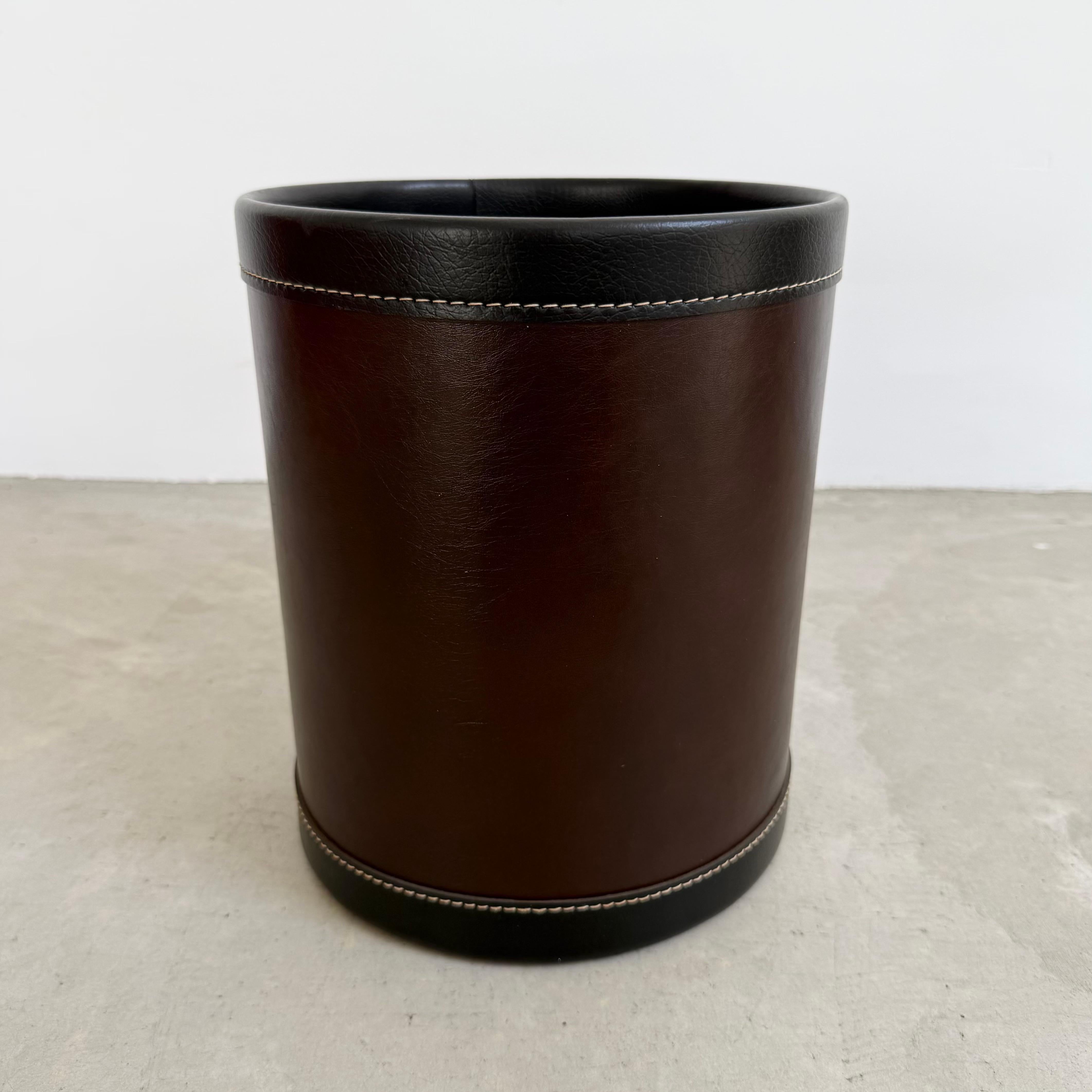 Late 20th Century Jacques Adnet Style Leather Waste Basket, 1970s France For Sale