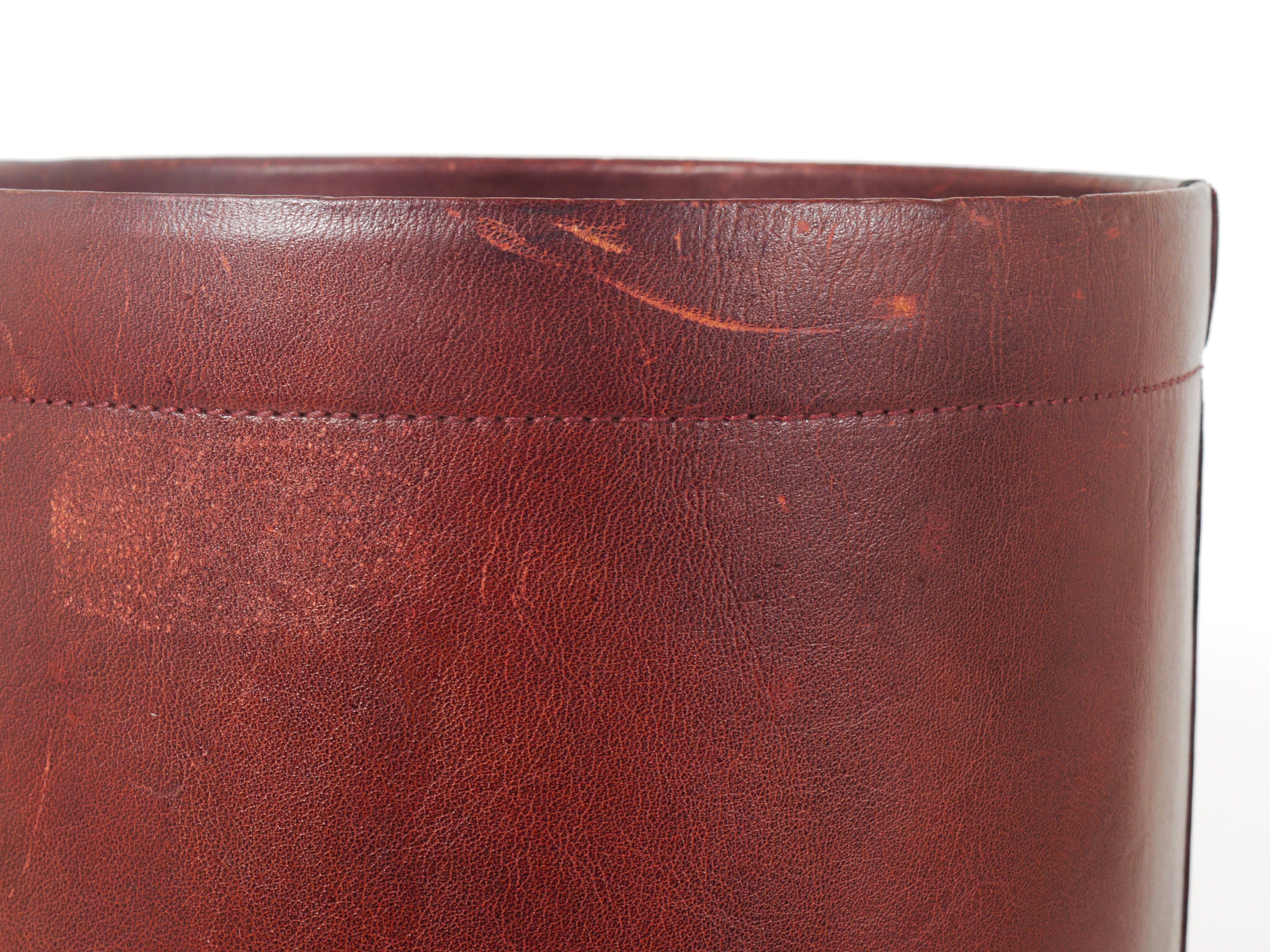 Jacques Adnet Style Red Brown Leather Wastepaper Basket Bin, France, 1970s 10