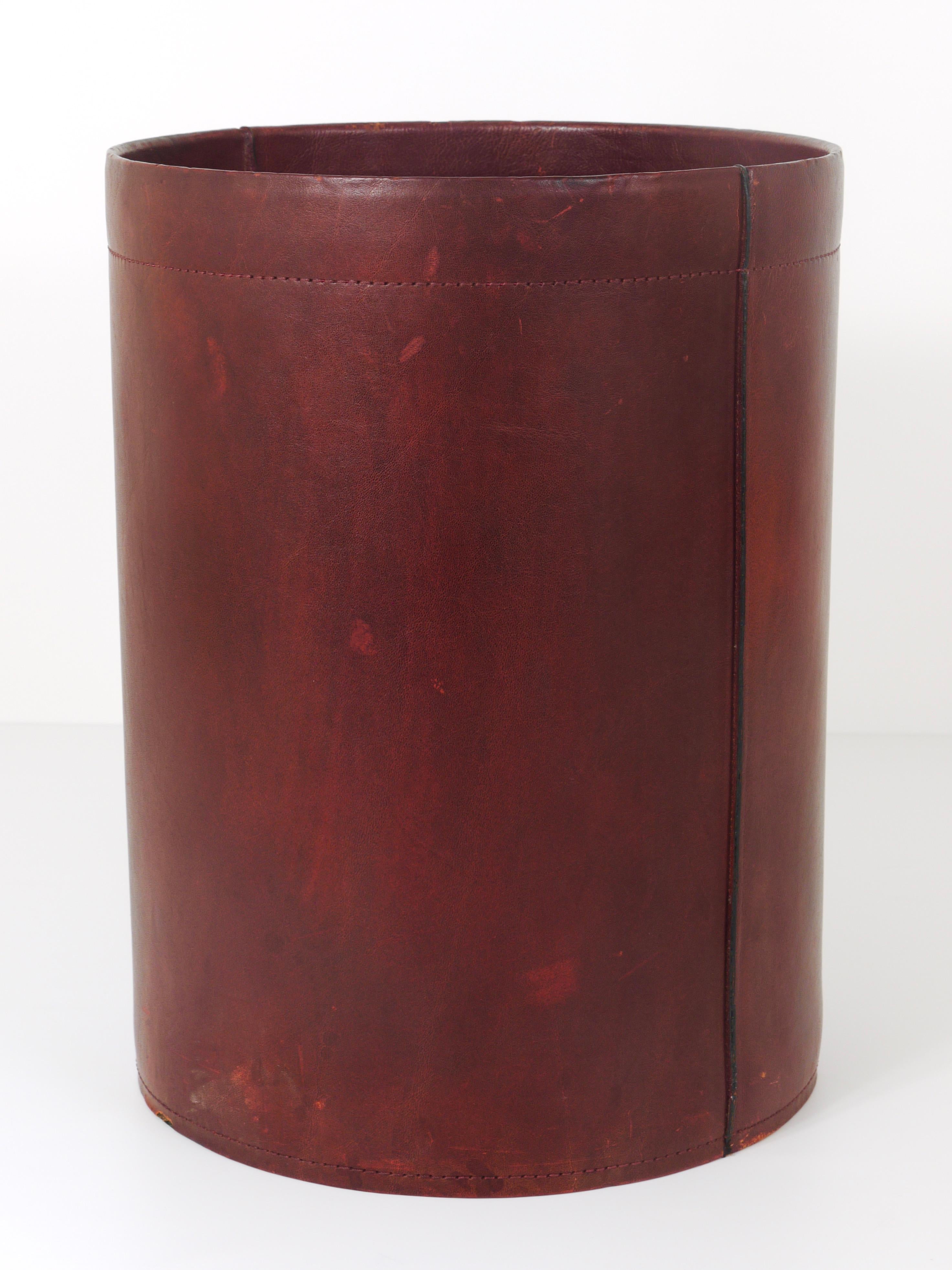 Jacques Adnet Style Red Brown Leather Wastepaper Basket Bin, France, 1970s 11
