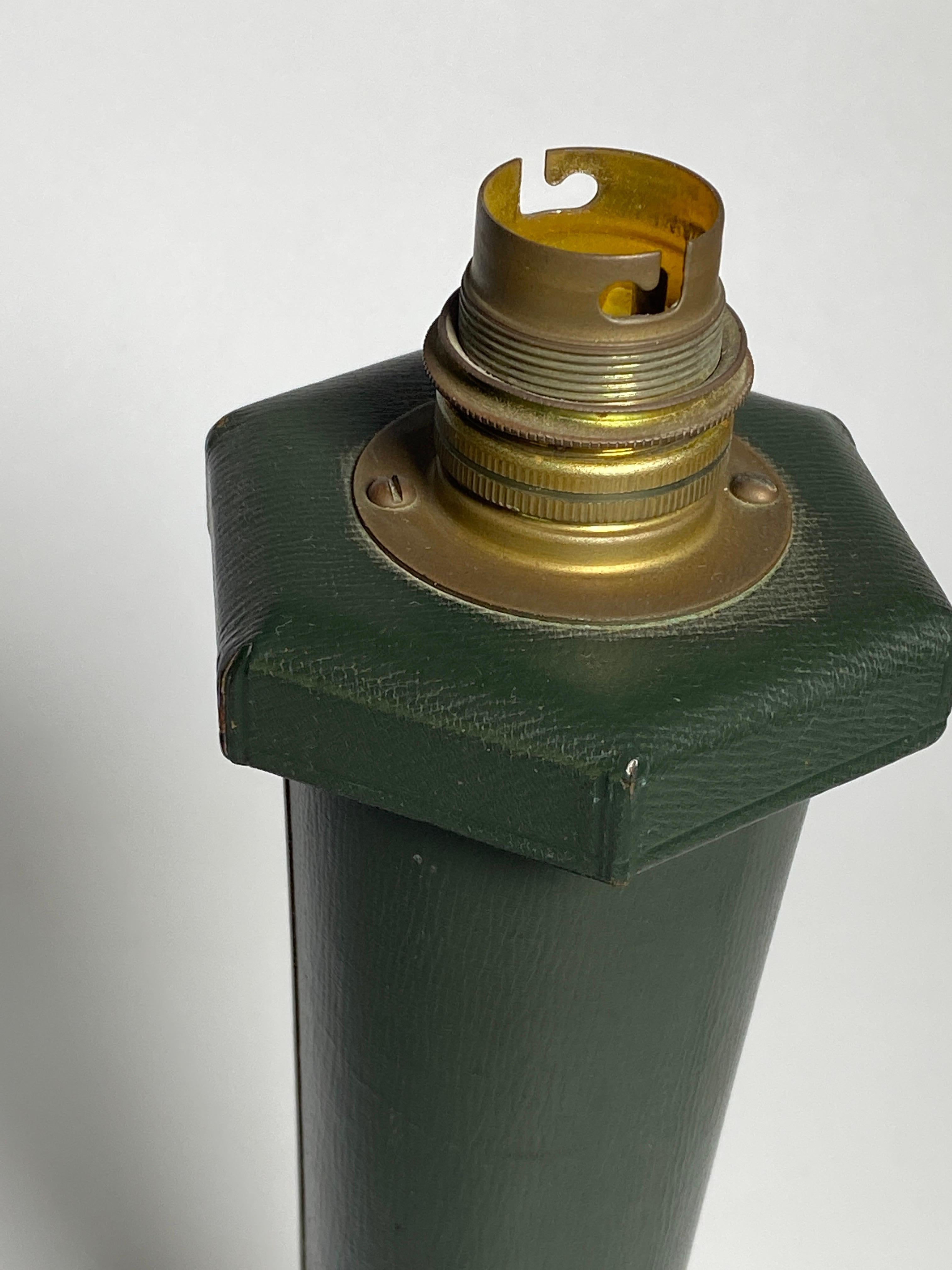 Jacques Adnet Style Table Lamp, Green Leather, France, circa 1940 For Sale 5
