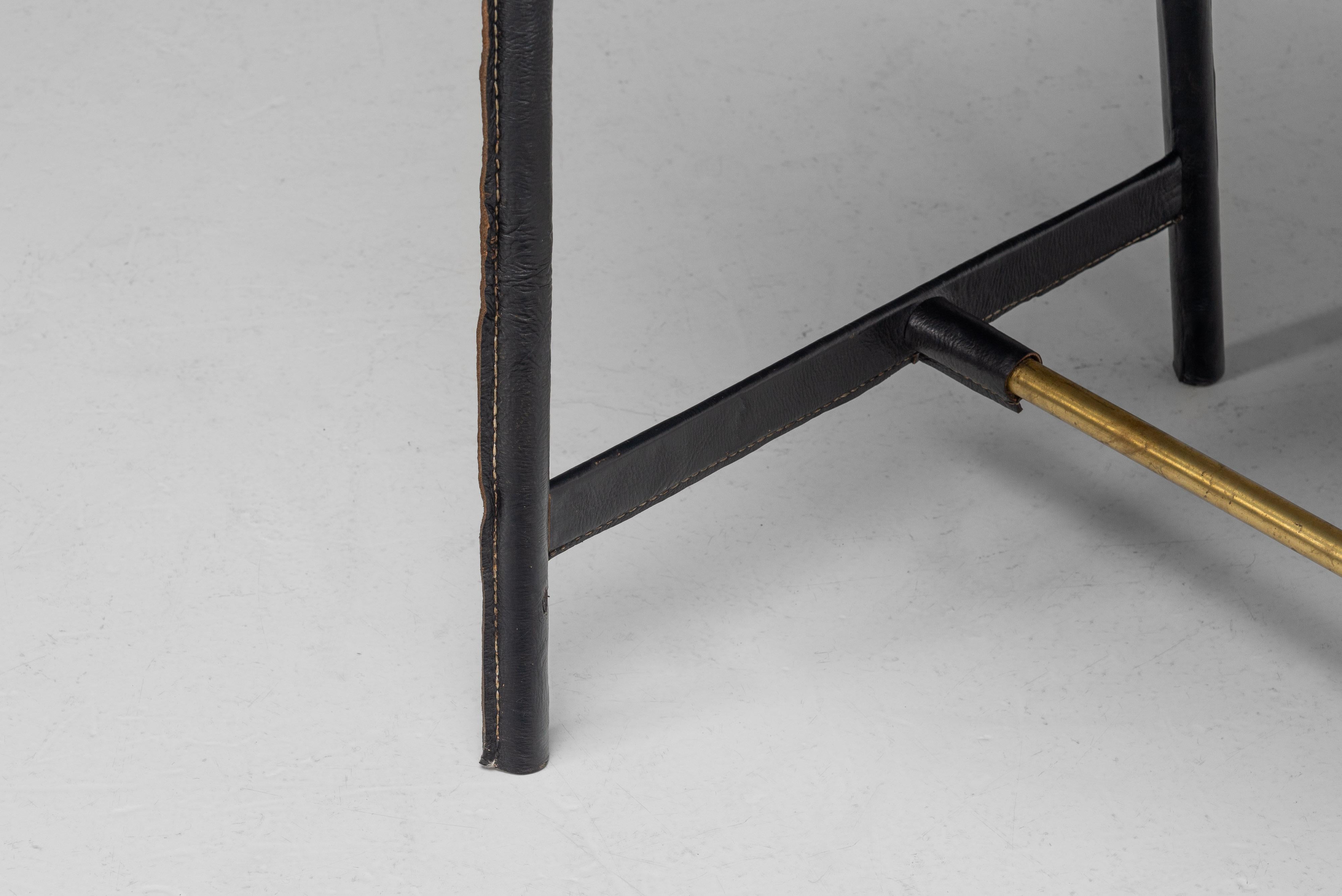 Jacques Adnet writing desk in leather France 1950 For Sale 1