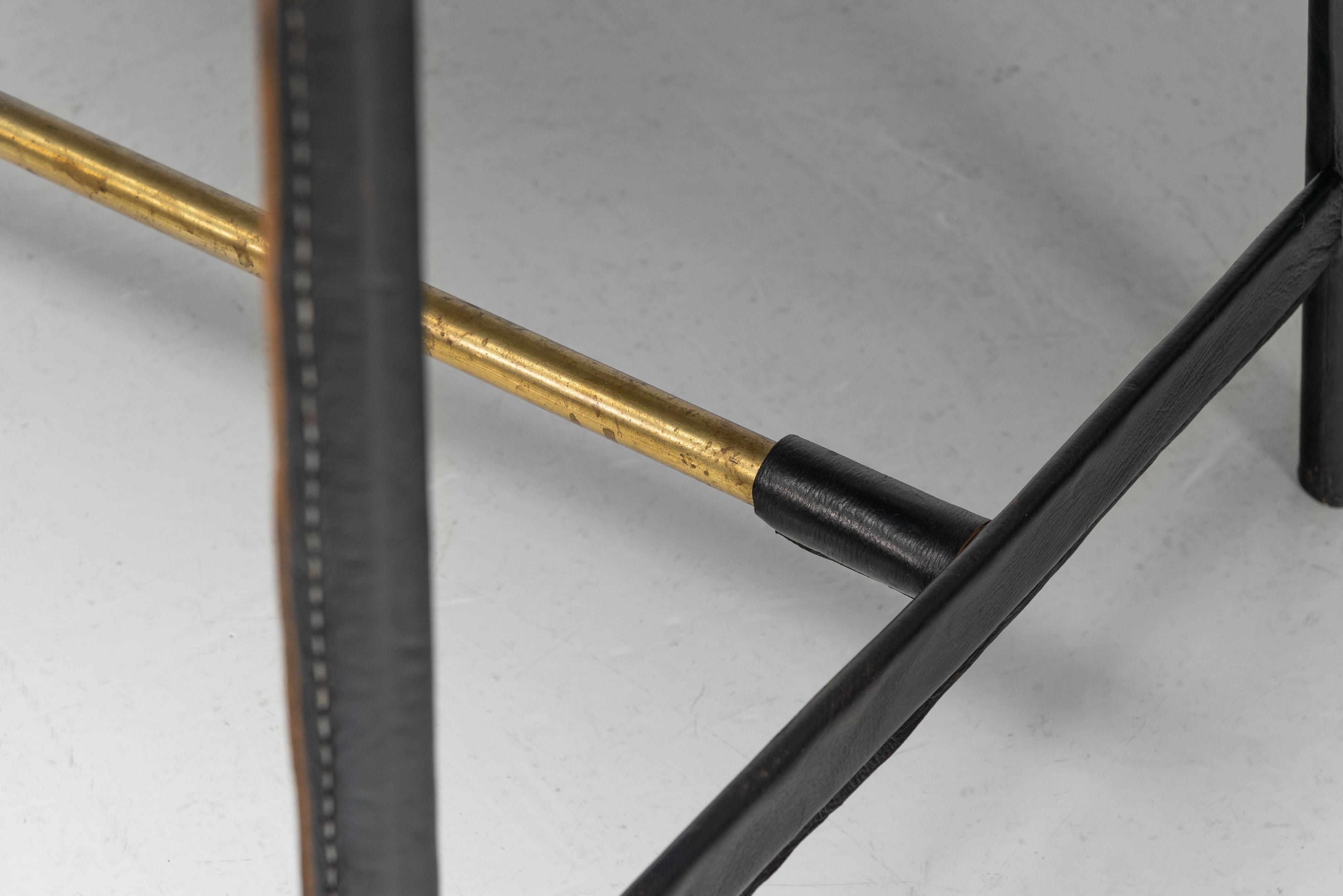 Jacques Adnet writing desk in leather France 1950 For Sale 2