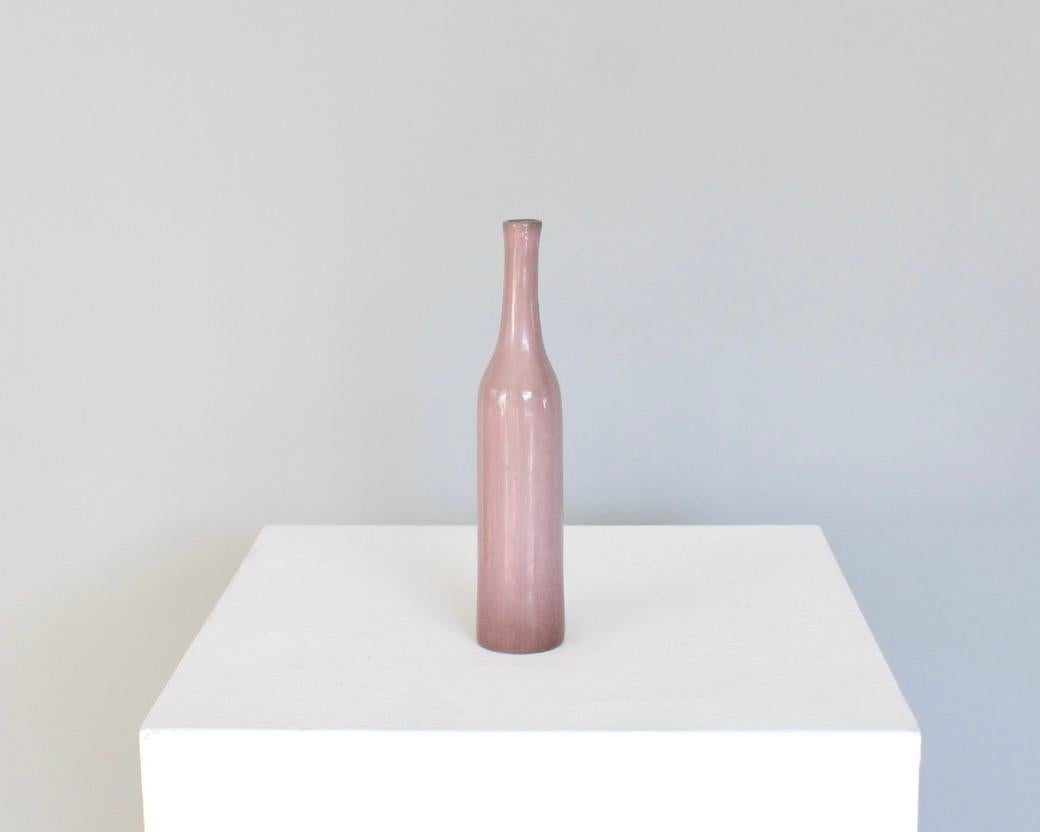 Mid-Century Modern Jacques and Dani Ruelland French Ceramic Bottle in Pale Mauve Glaze For Sale