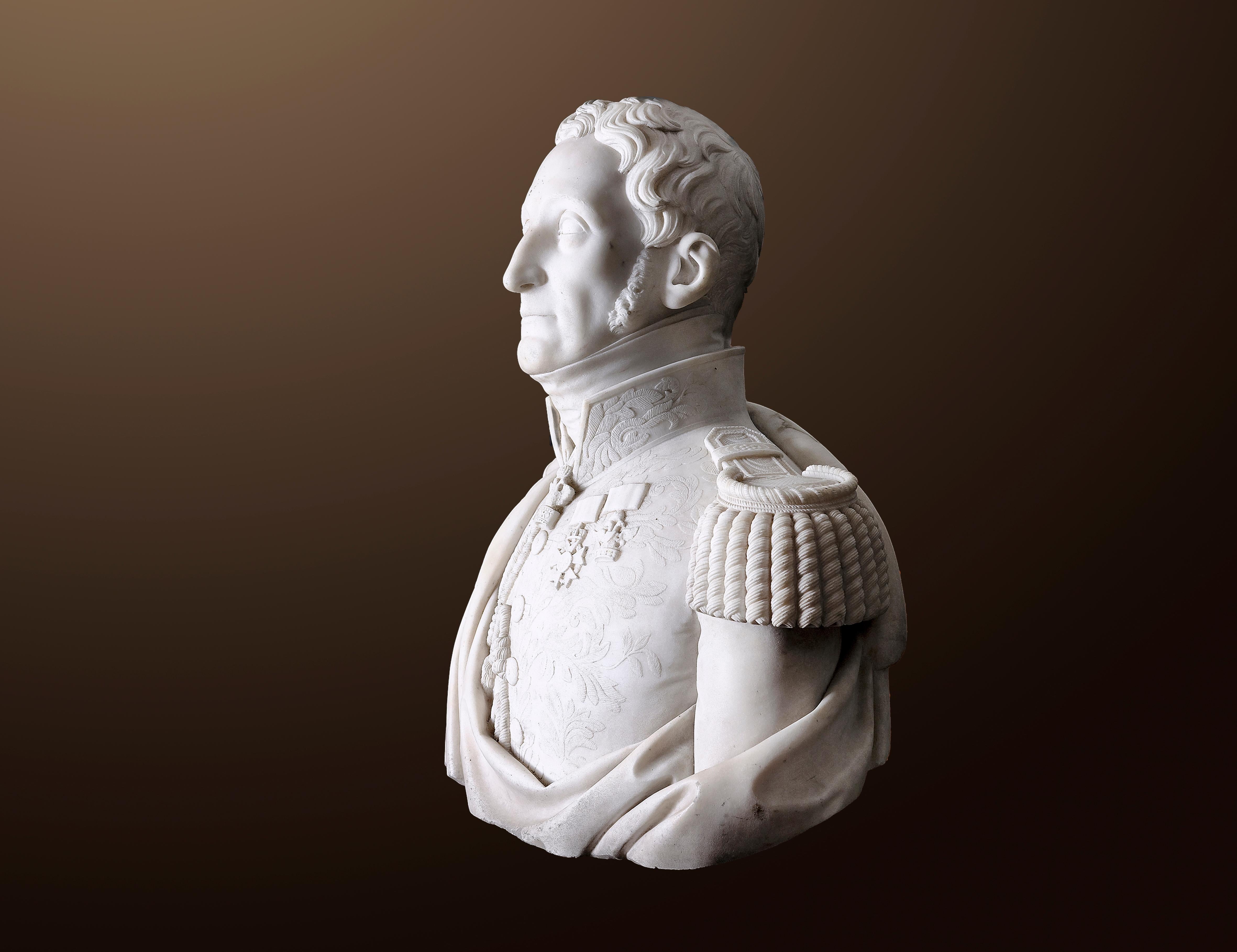 Ritratto del Maréchal di Francia Sylvain Charles Valée - Sculpture di Jacques Augustin Dieudonné