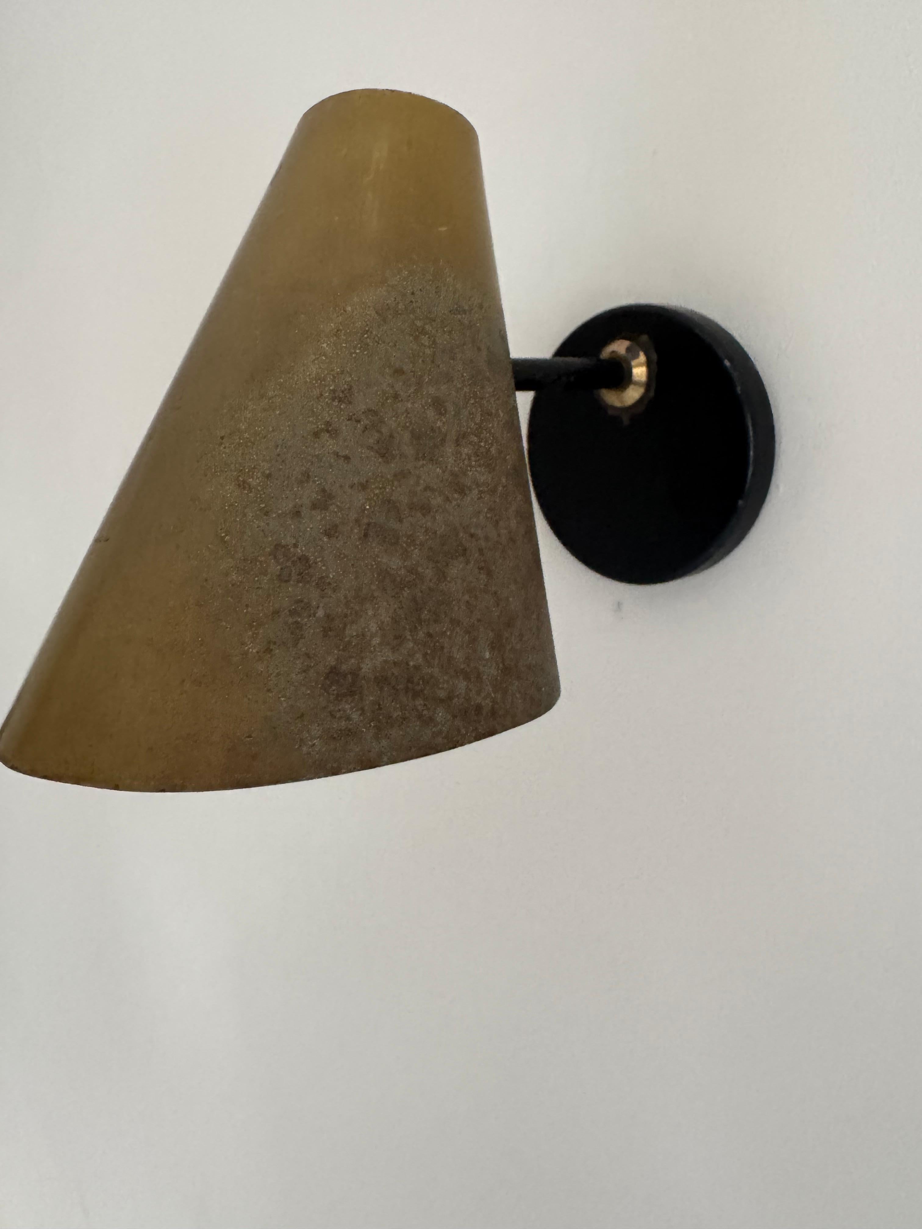Français Jacques Biny wall light c.I.C. en vente