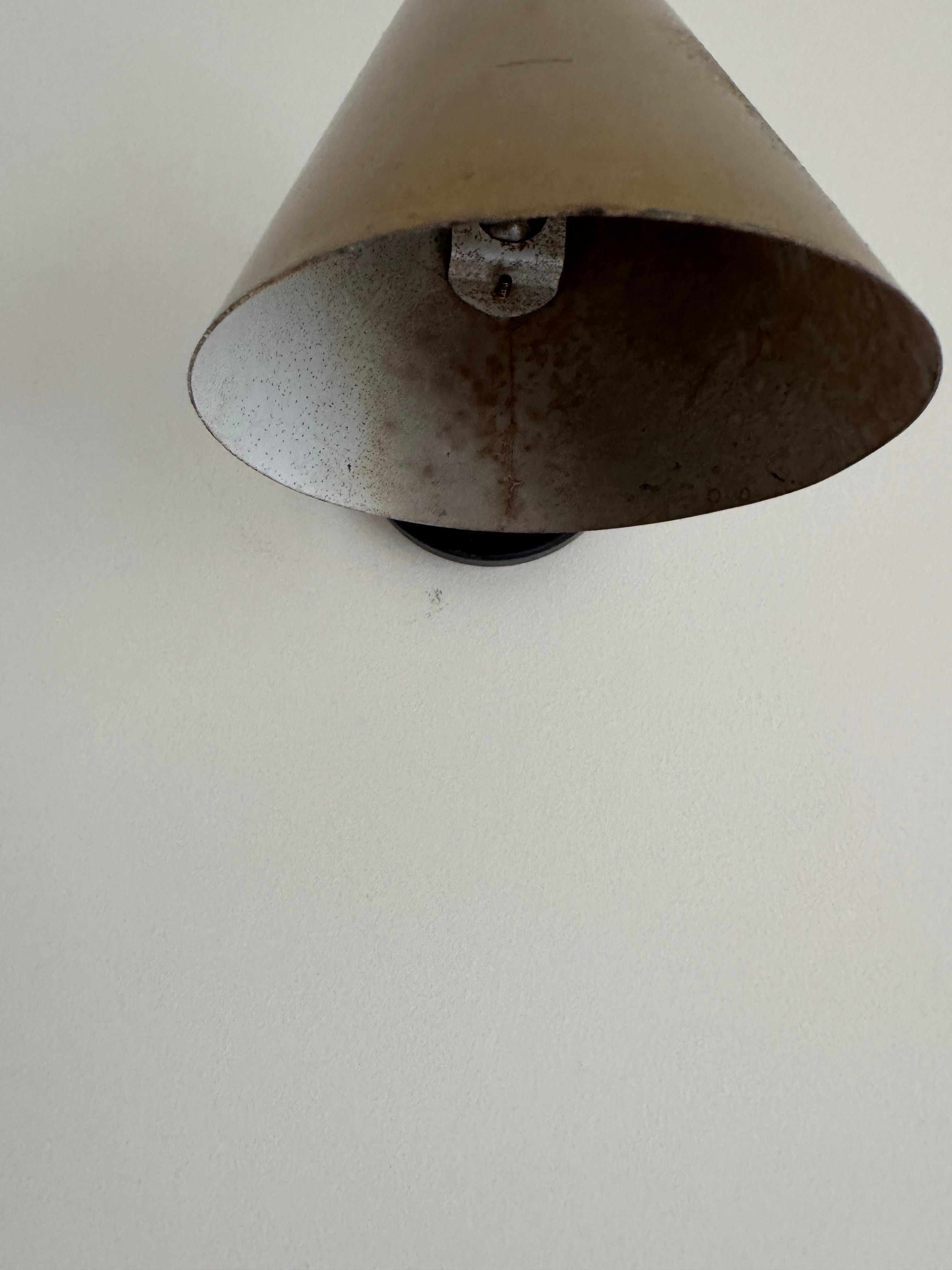 Jacques Biny wall light c.I.C. État moyen - En vente à London, GB