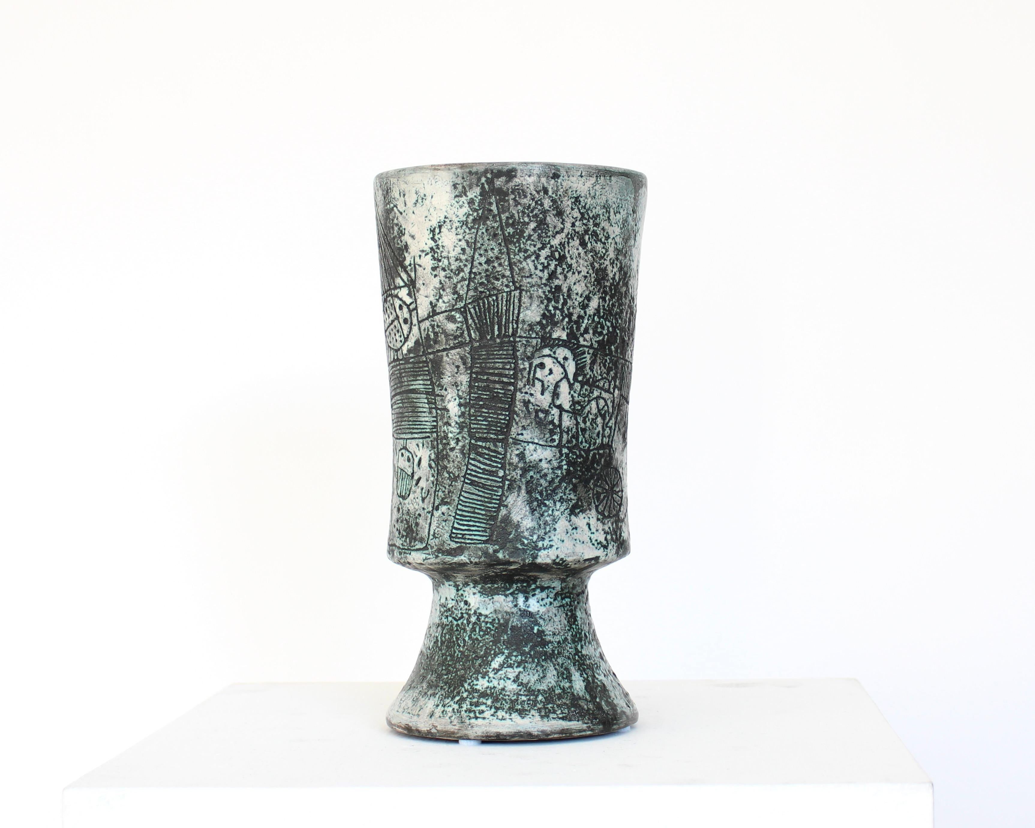 Jacques Blin Französische Keramik Türkisblaue Sgraffito Chalice-Vase aus Keramik im Angebot 1