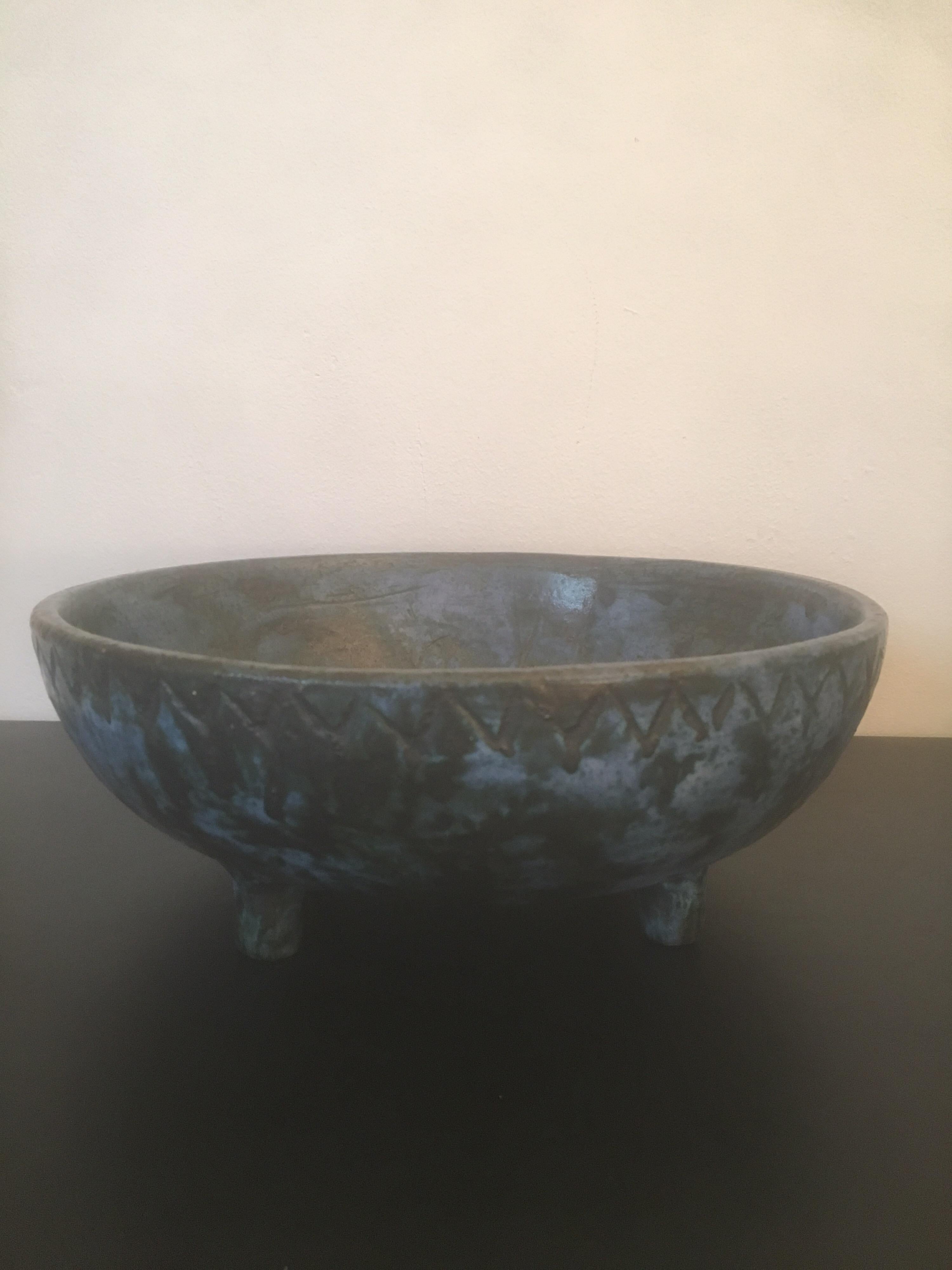 Mid-Century Modern Jacques Blin Signed Blue Ceramic Bowl on Four Feet, Incised Decor, French, 1960s For Sale